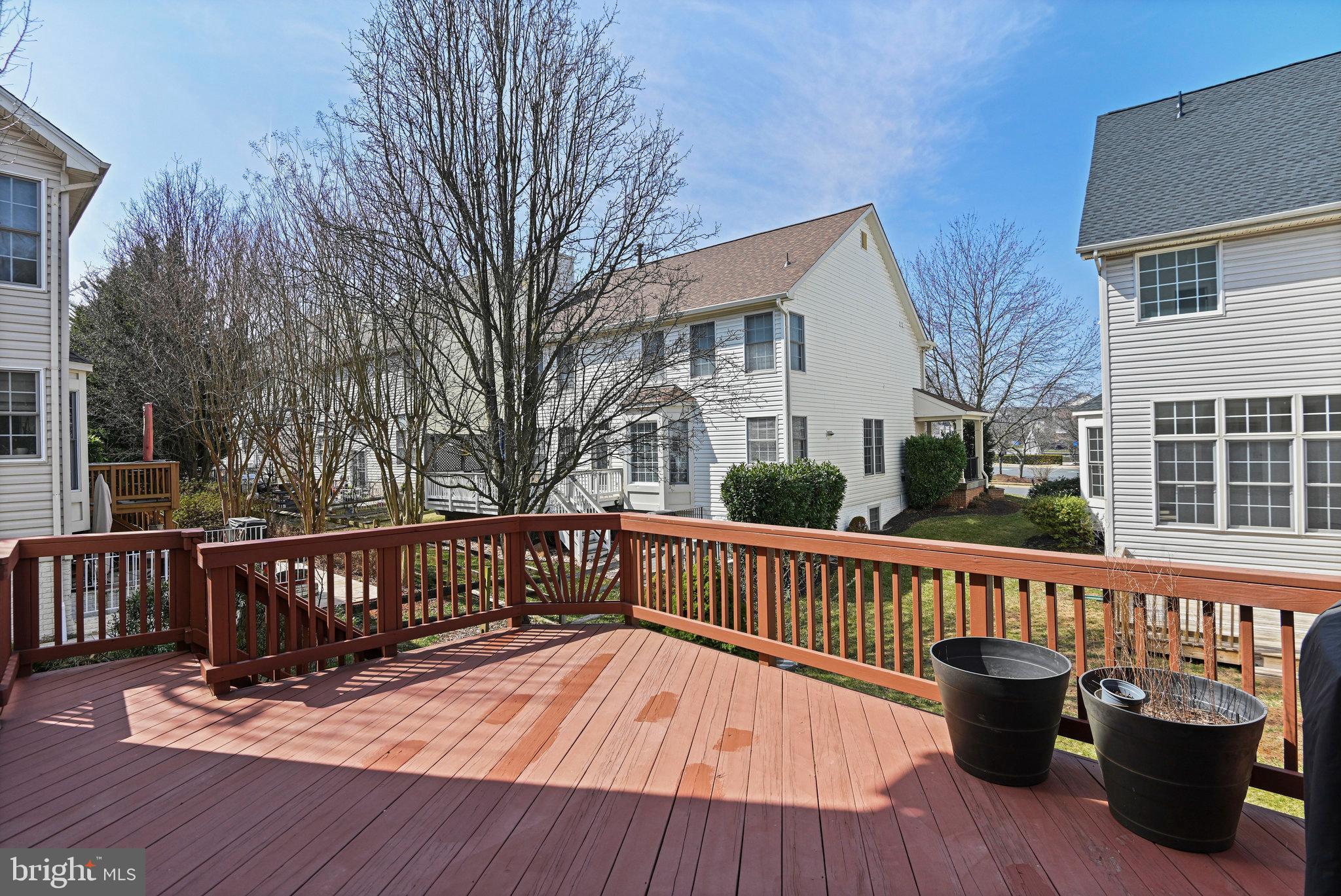 POTOMAC LAKES - Residential