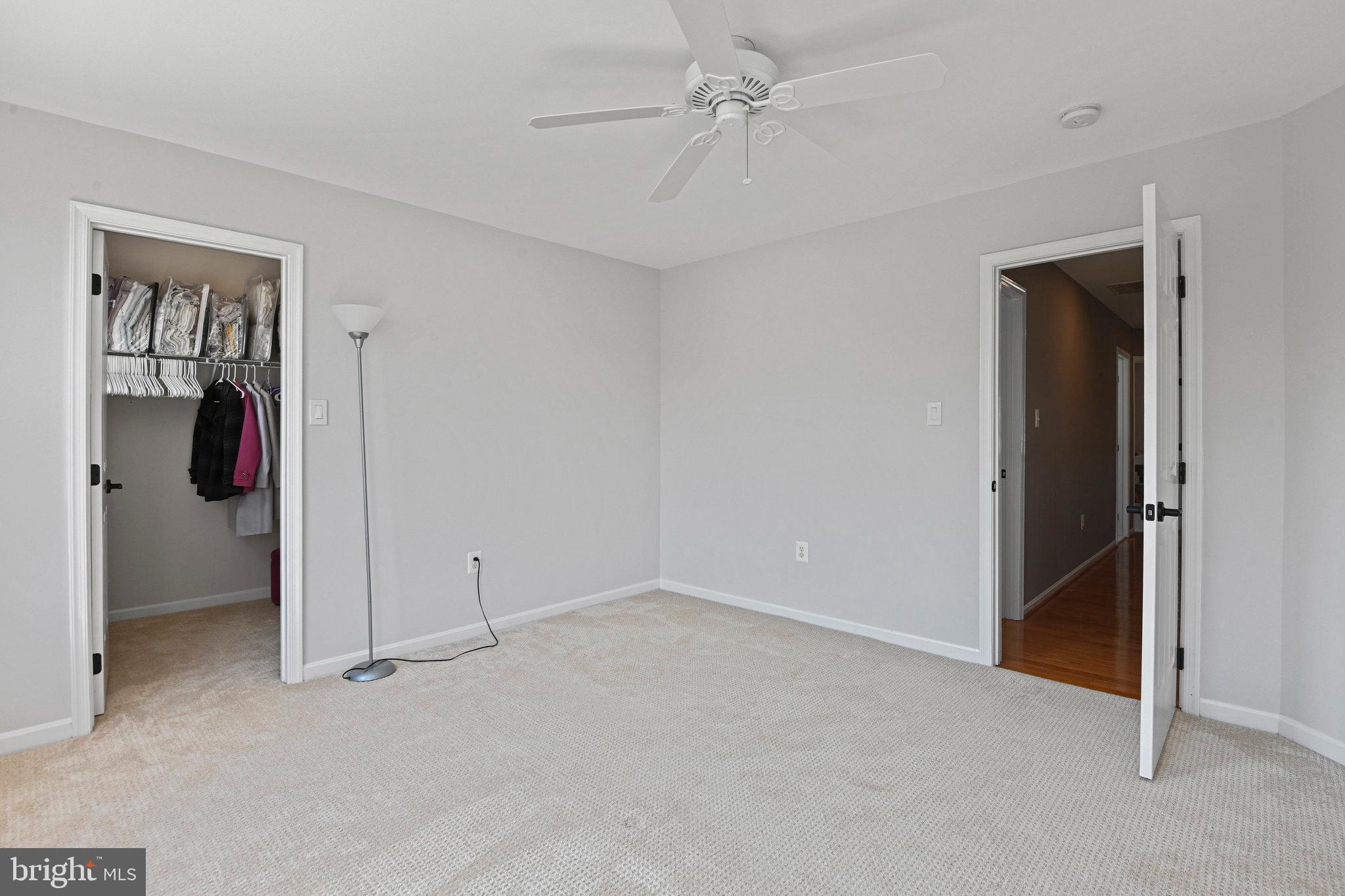 POTOMAC LAKES - Residential