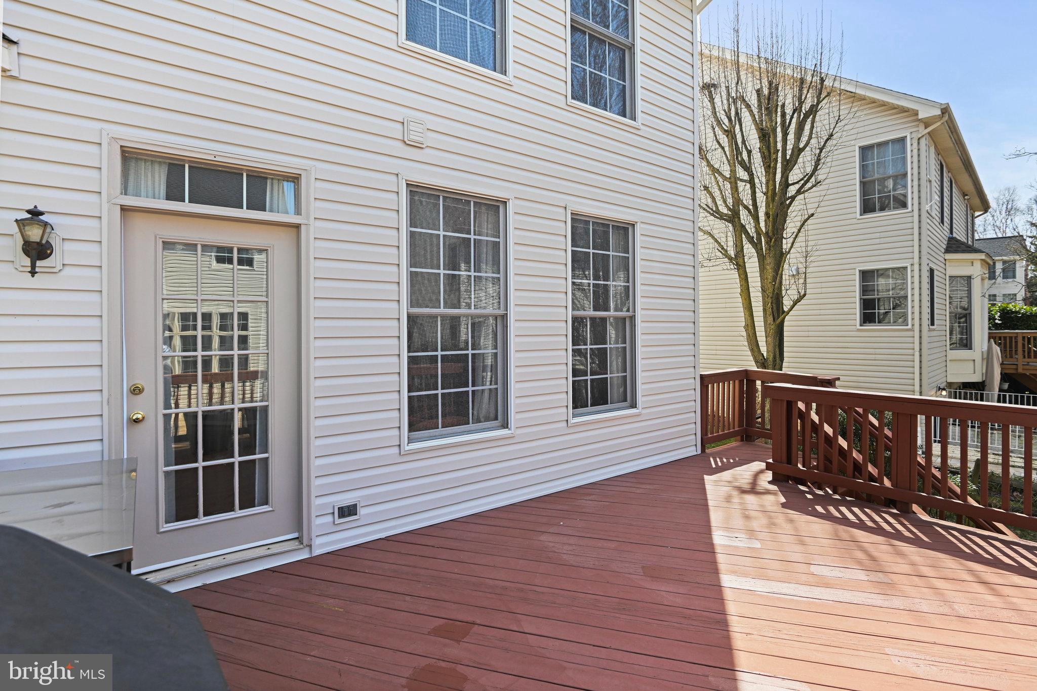 POTOMAC LAKES - Residential