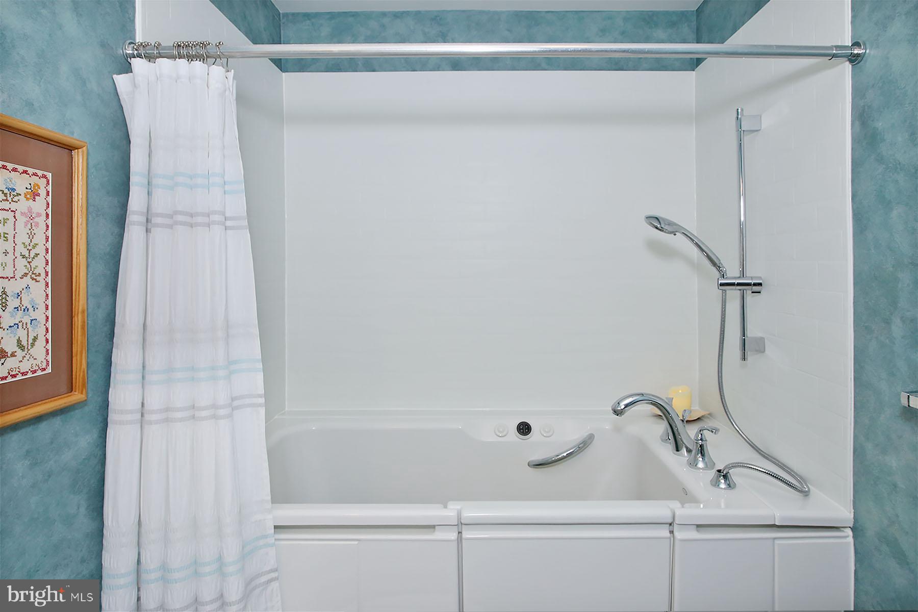 ALDEN PLACE - Residential