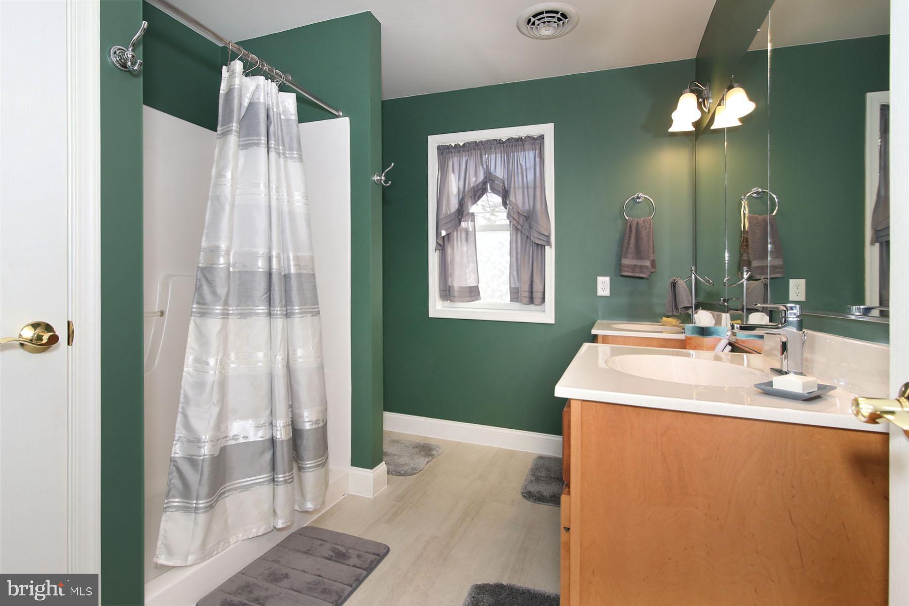 ALDEN PLACE - Residential