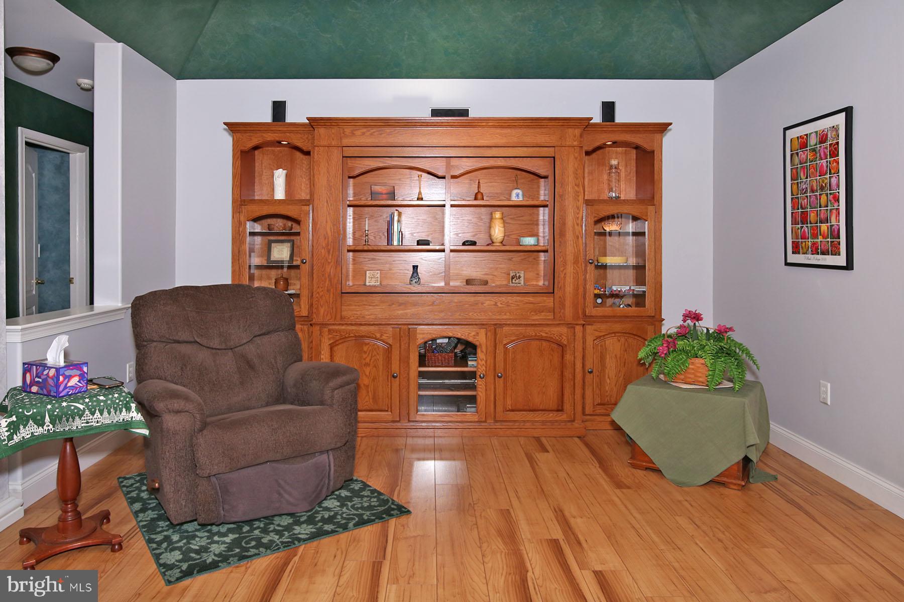 ALDEN PLACE - Residential