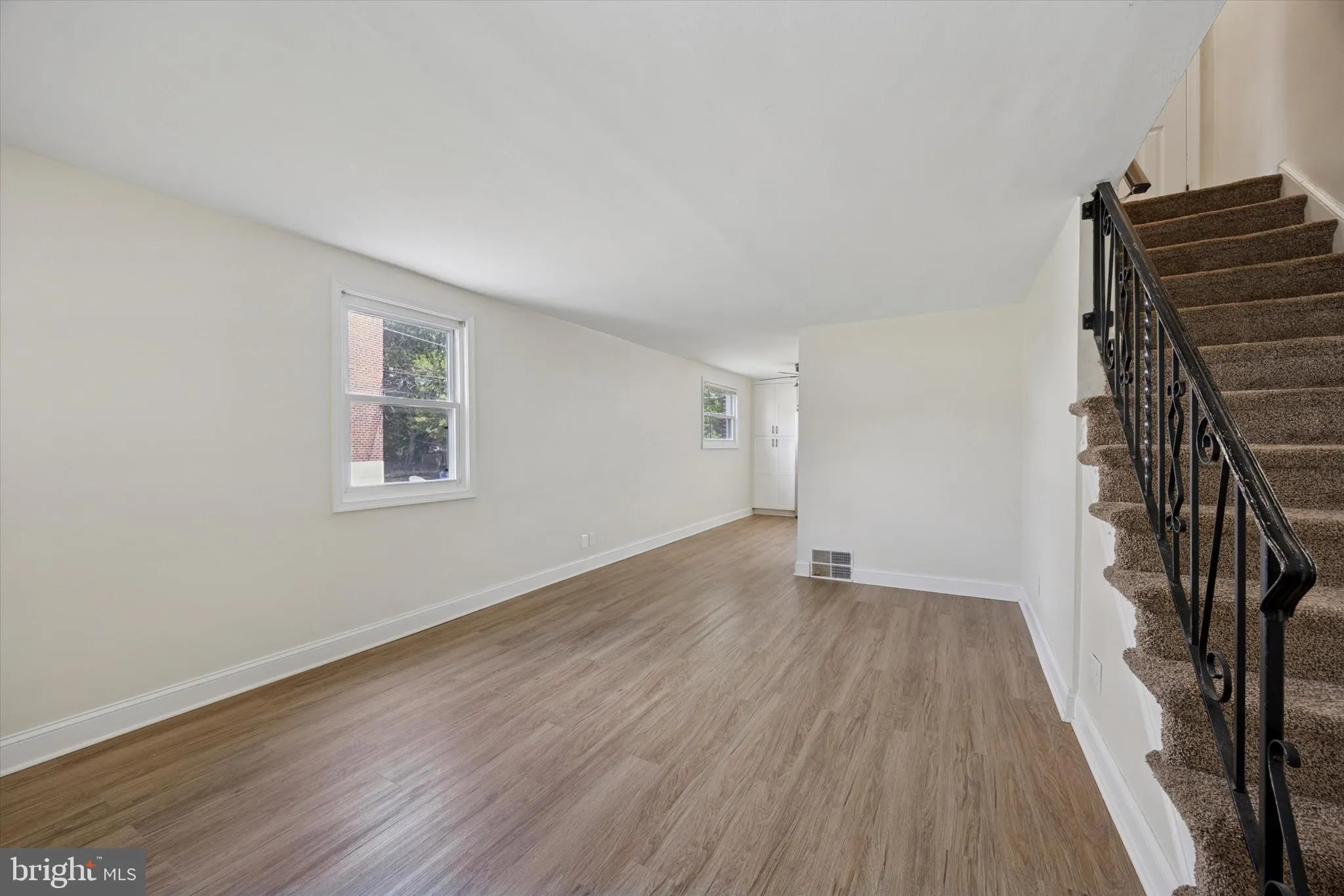 Folcroft, Pennsylvania 19032, United States, 3 Bedrooms Bedrooms, ,2 BathroomsBathrooms,Residential,Active,203968