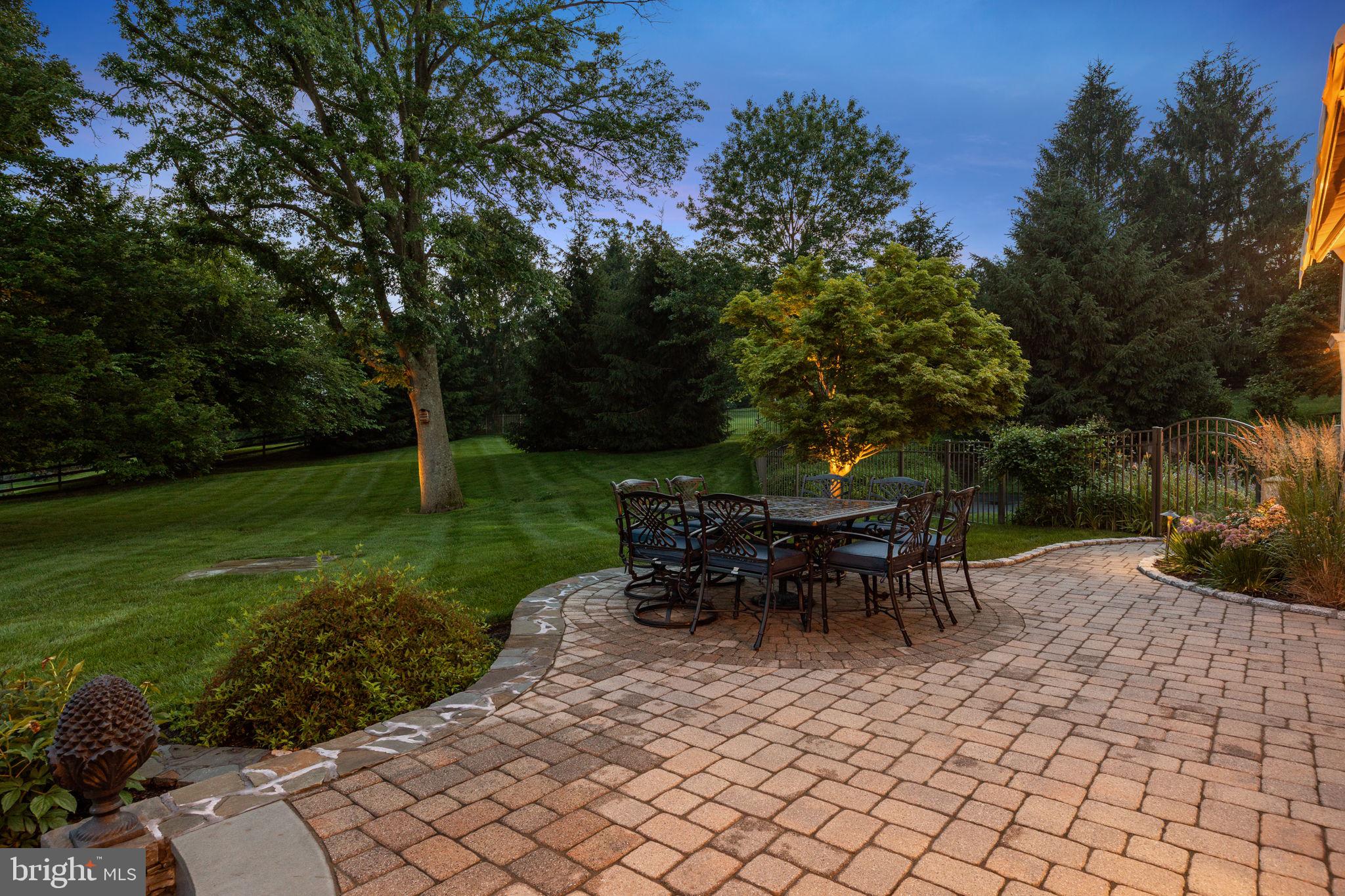 FOX HUNT ESTS - Residential