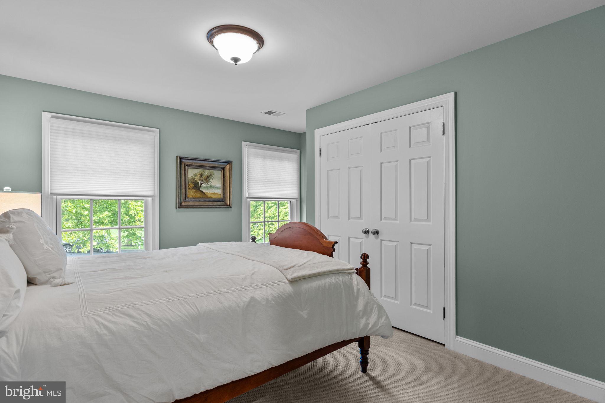 FOX HUNT ESTS - Residential