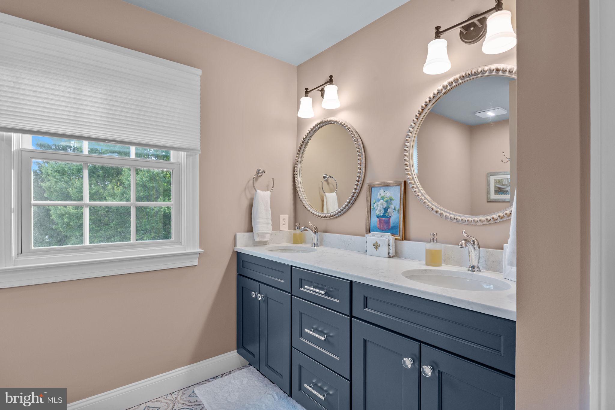 FOX HUNT ESTS - Residential