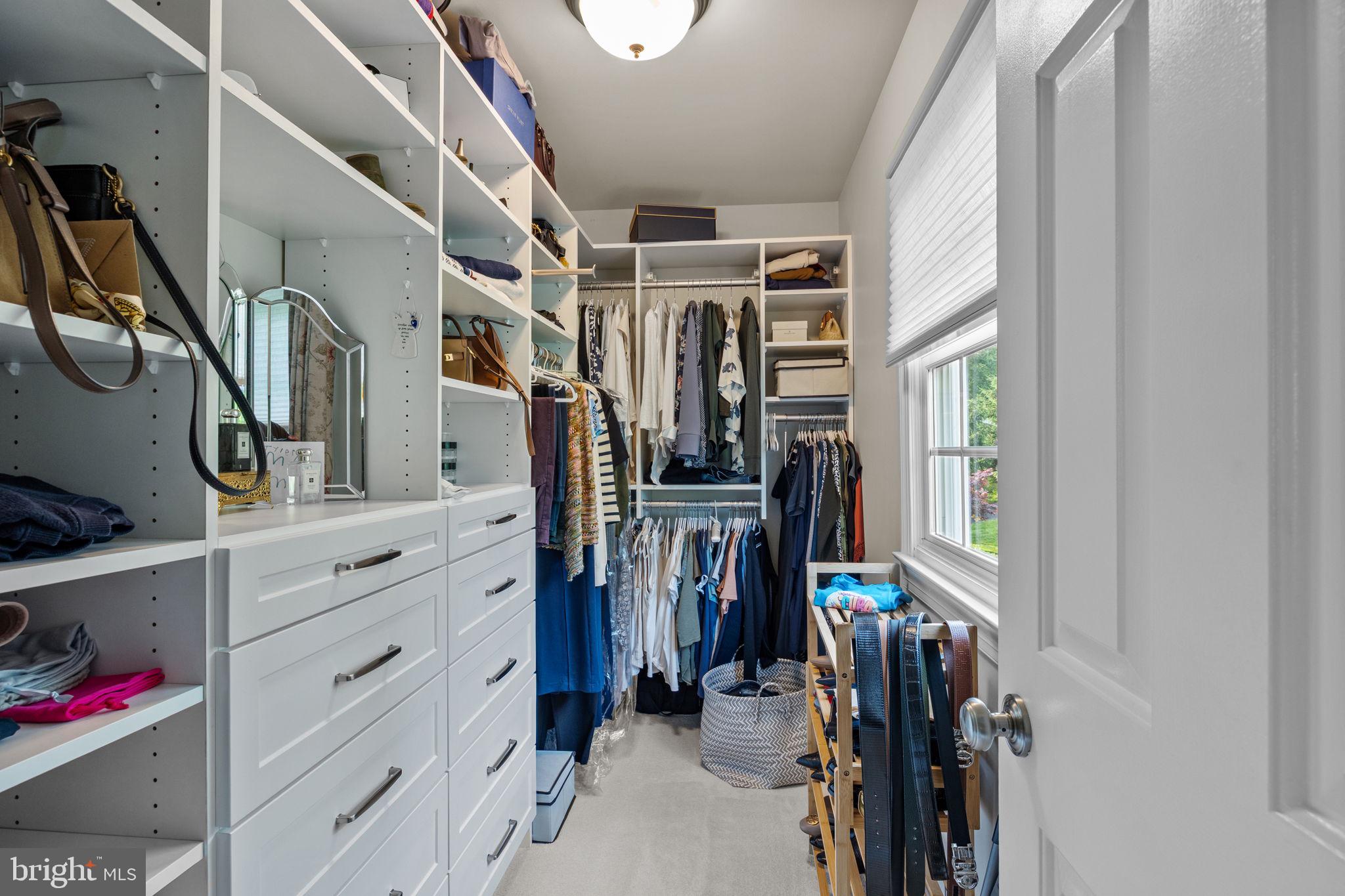 FOX HUNT ESTS - Residential