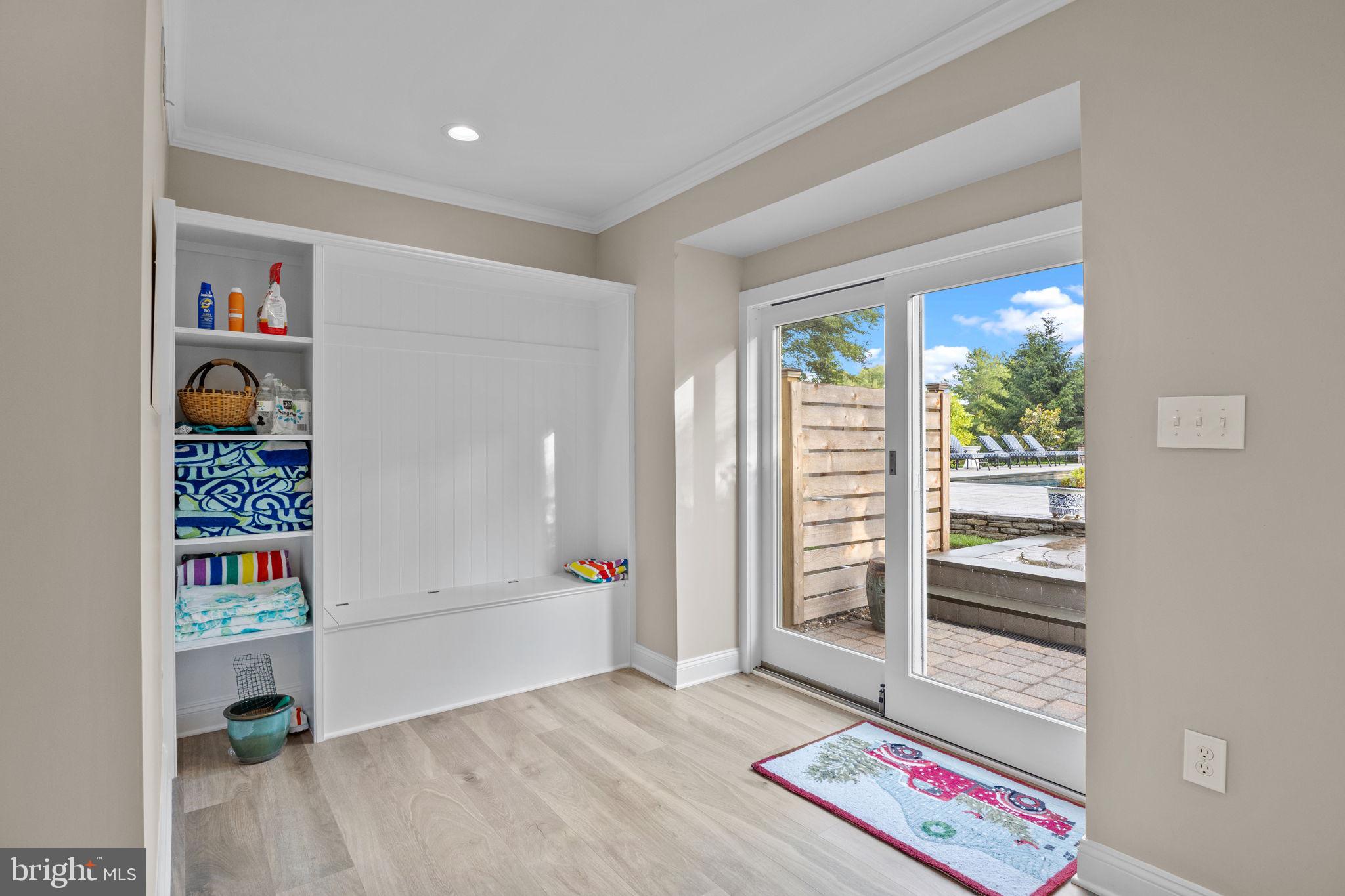 FOX HUNT ESTS - Residential