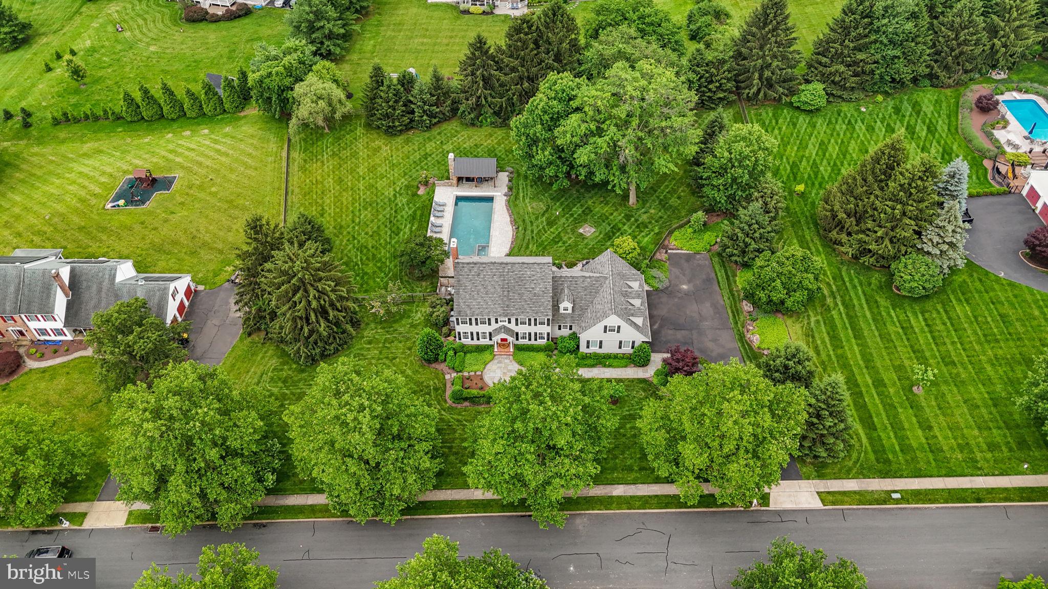 FOX HUNT ESTS - Residential