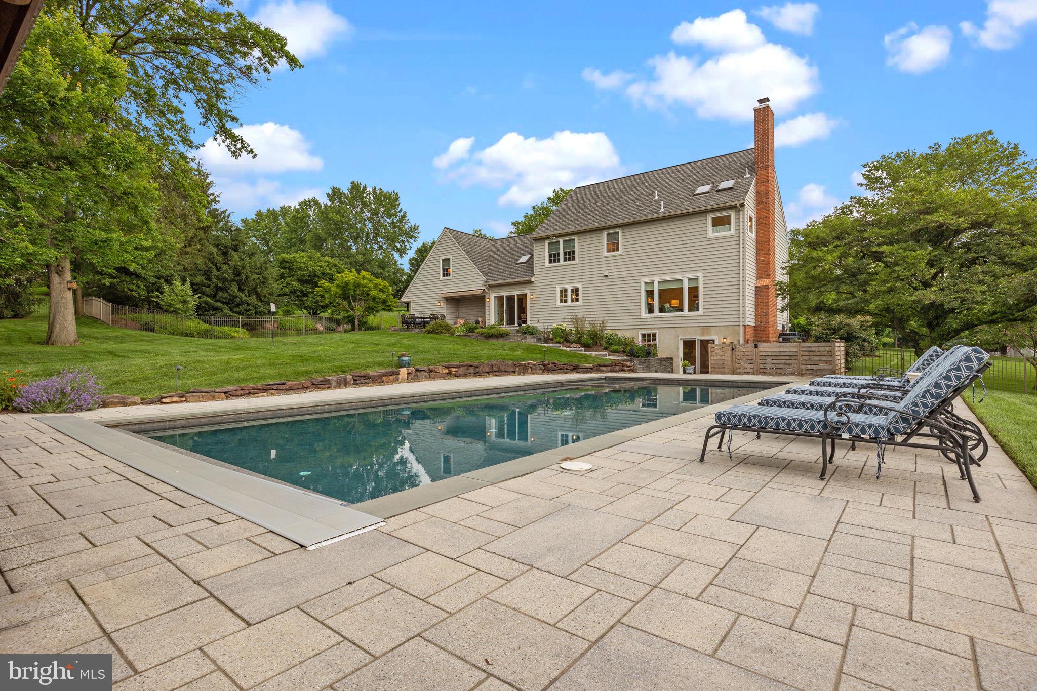 FOX HUNT ESTS - Residential