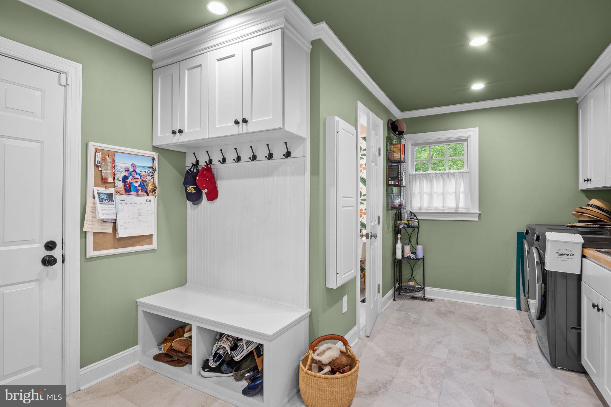 FOX HUNT ESTS - Residential