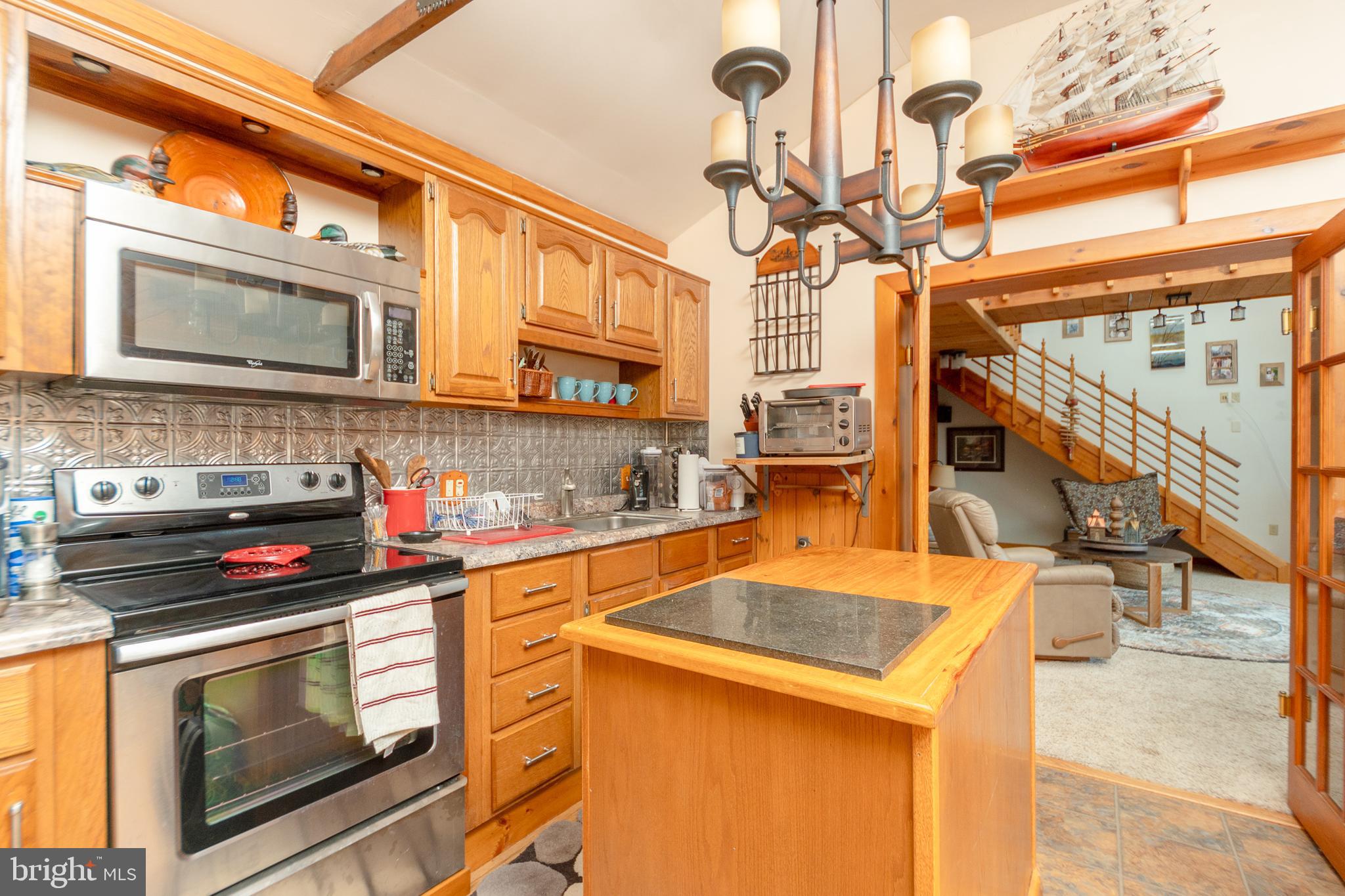 MURPHYS HOLLOW - Residential