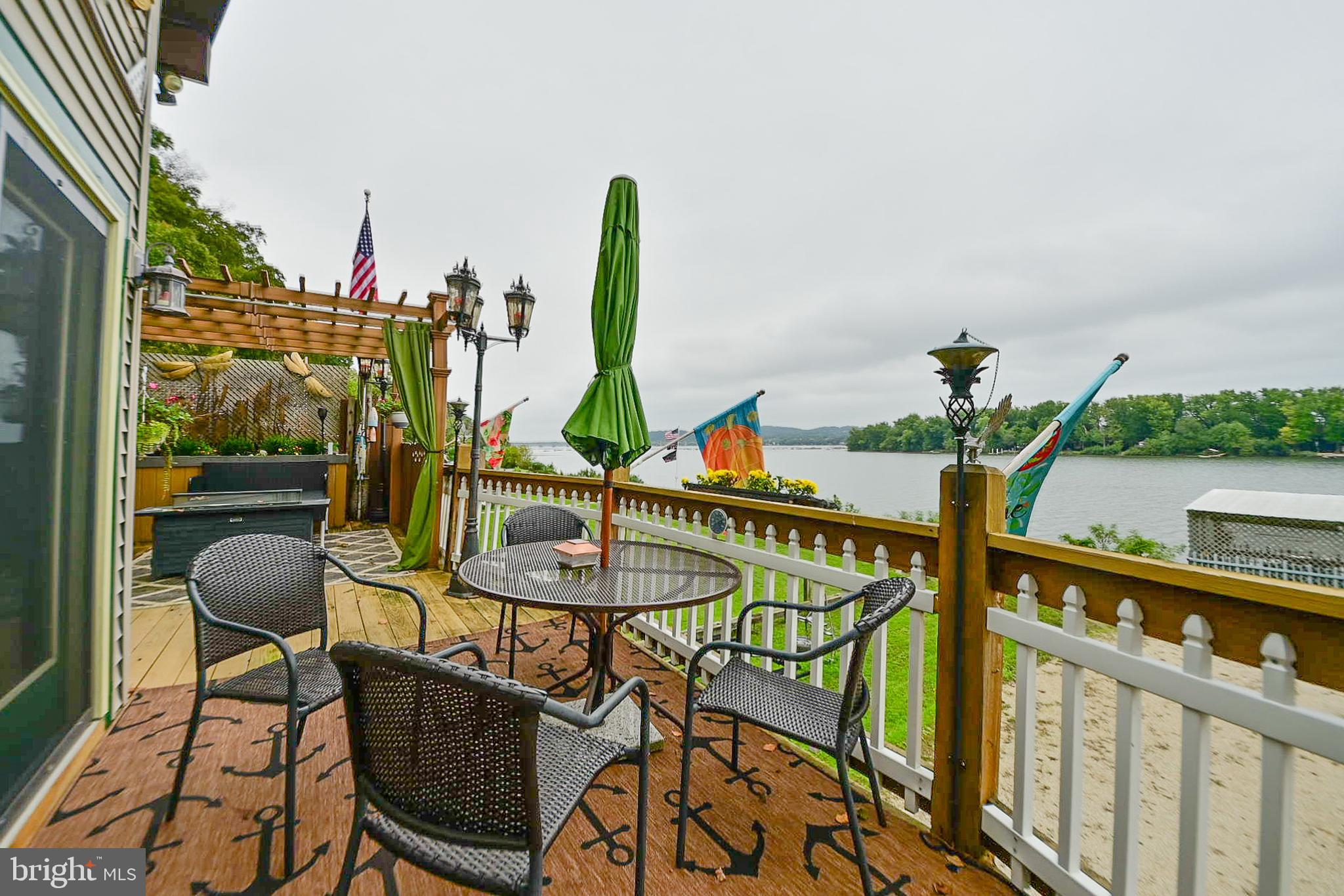 MURPHYS HOLLOW - Residential