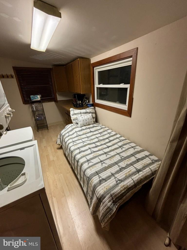 MURPHYS HOLLOW - Residential