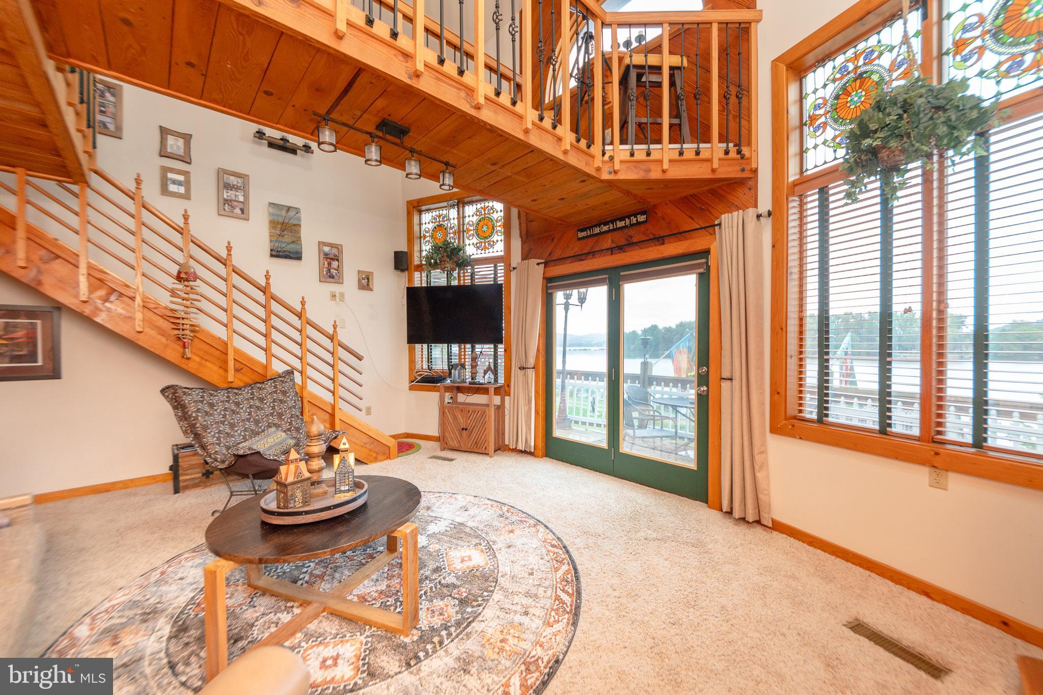 MURPHYS HOLLOW - Residential