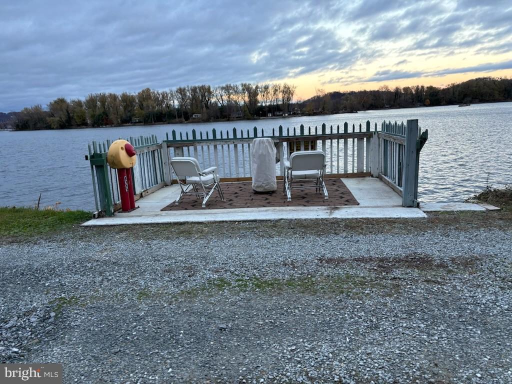 MURPHYS HOLLOW - Residential