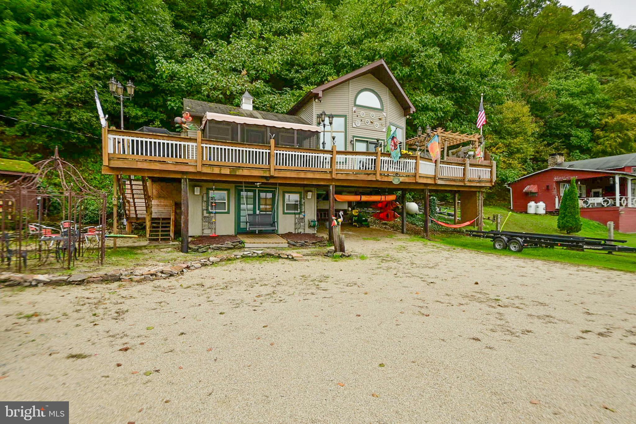 MURPHYS HOLLOW - Residential