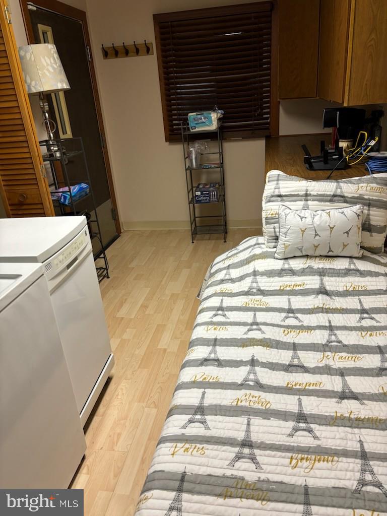 MURPHYS HOLLOW - Residential