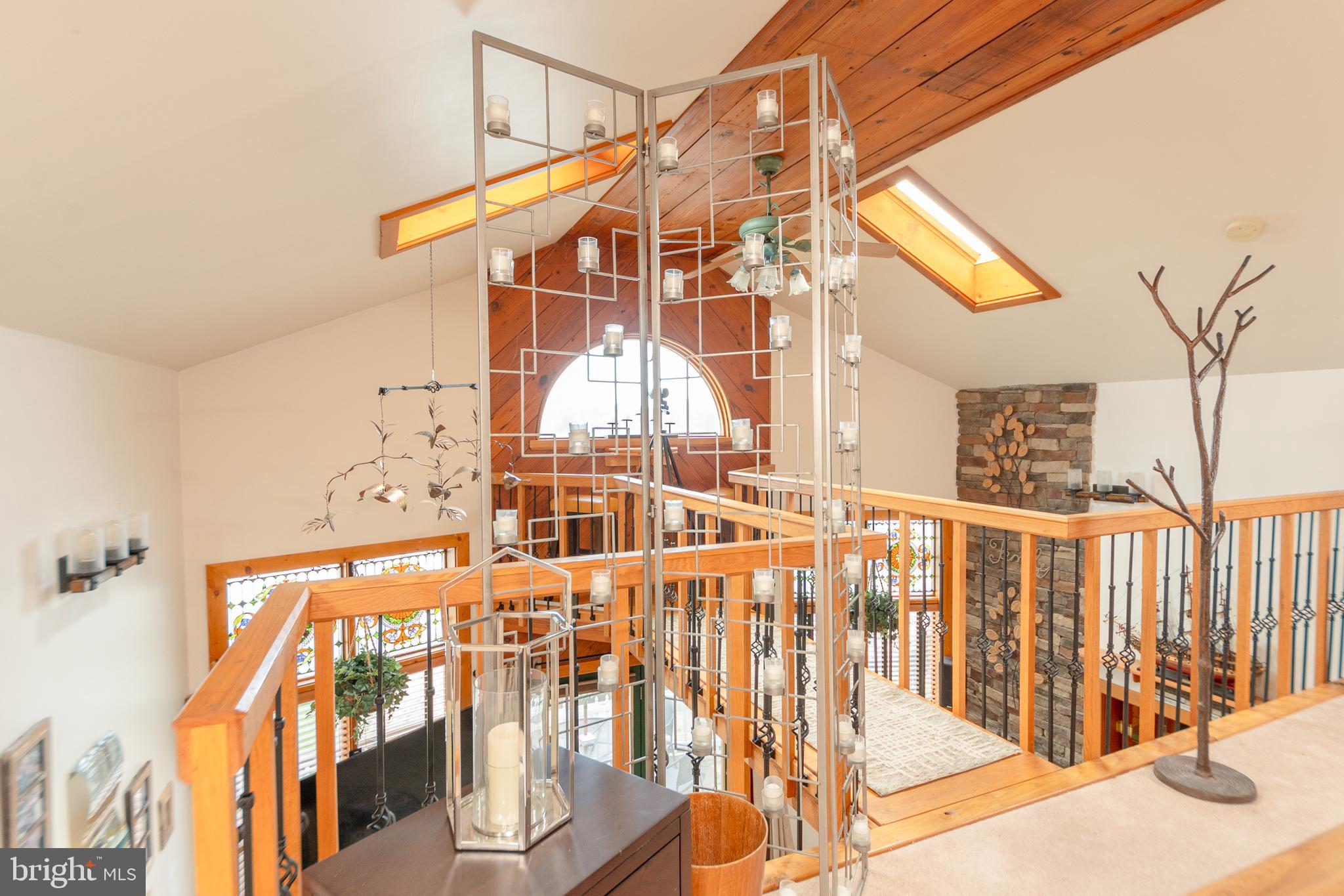 MURPHYS HOLLOW - Residential