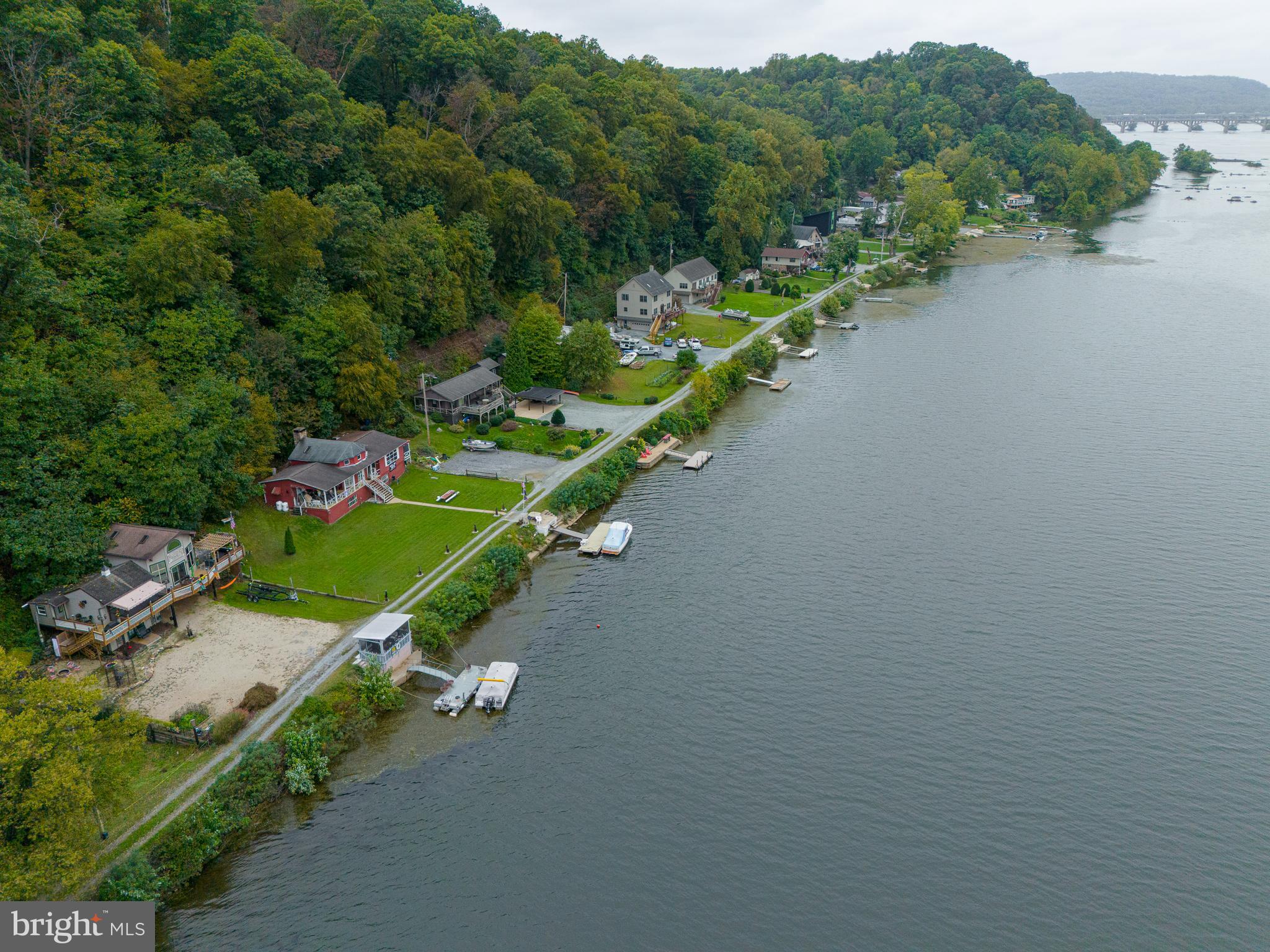 MURPHYS HOLLOW - Residential