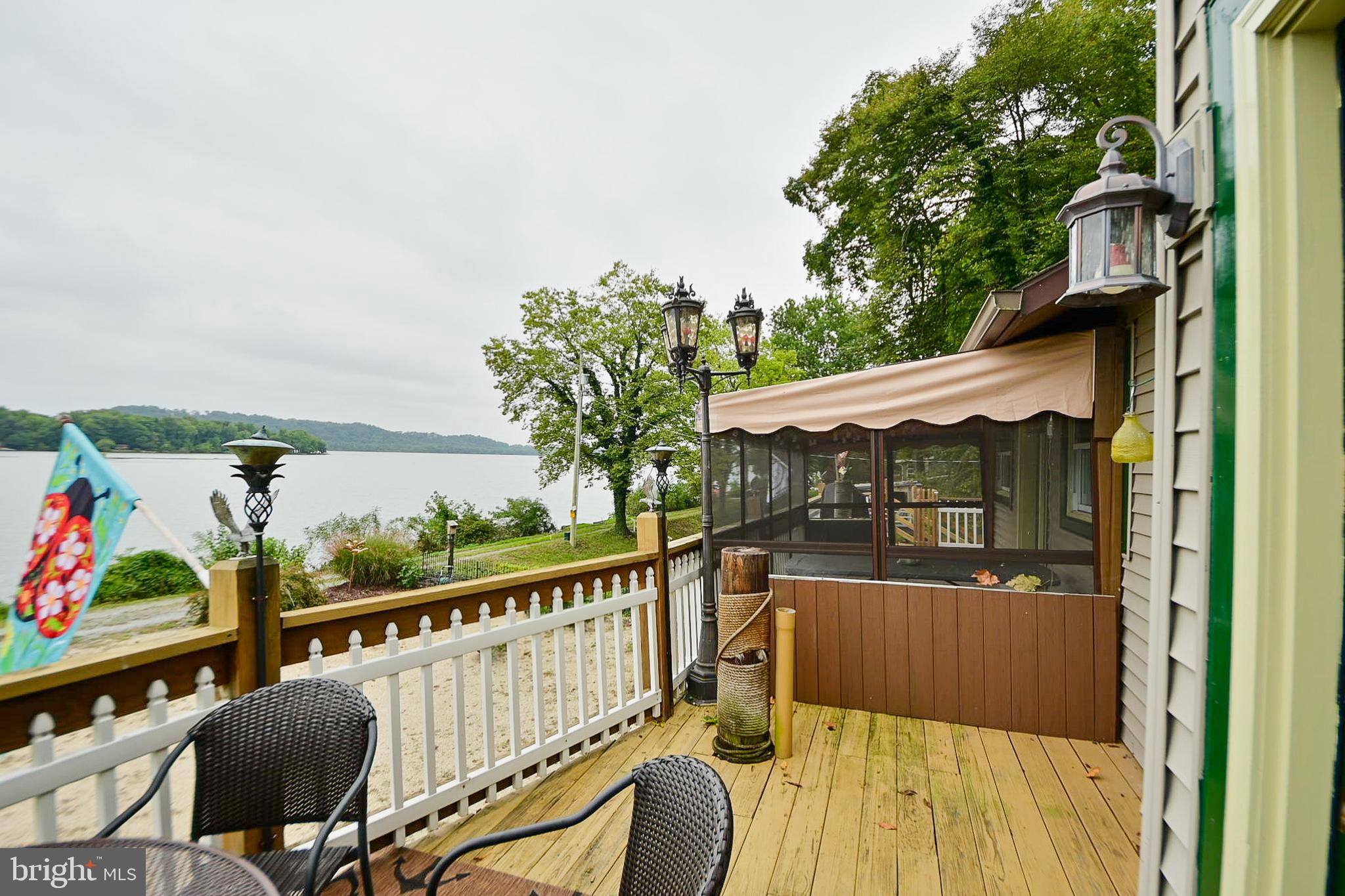 MURPHYS HOLLOW - Residential