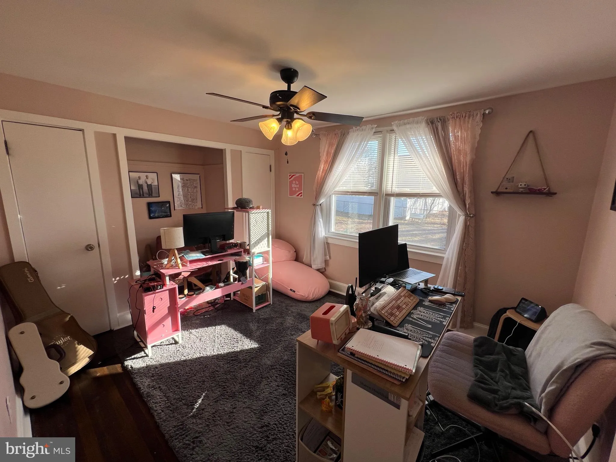 Runnemede, New Jersey 08078, United States, 3 Bedrooms Bedrooms, ,1 BathroomBathrooms,Residential,Contingent,86514