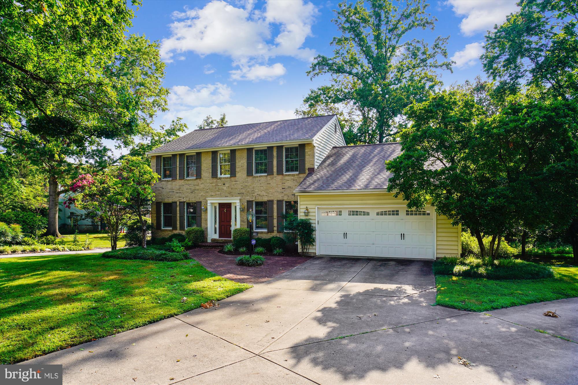 VILLAGE OF LONG REACH - Residential