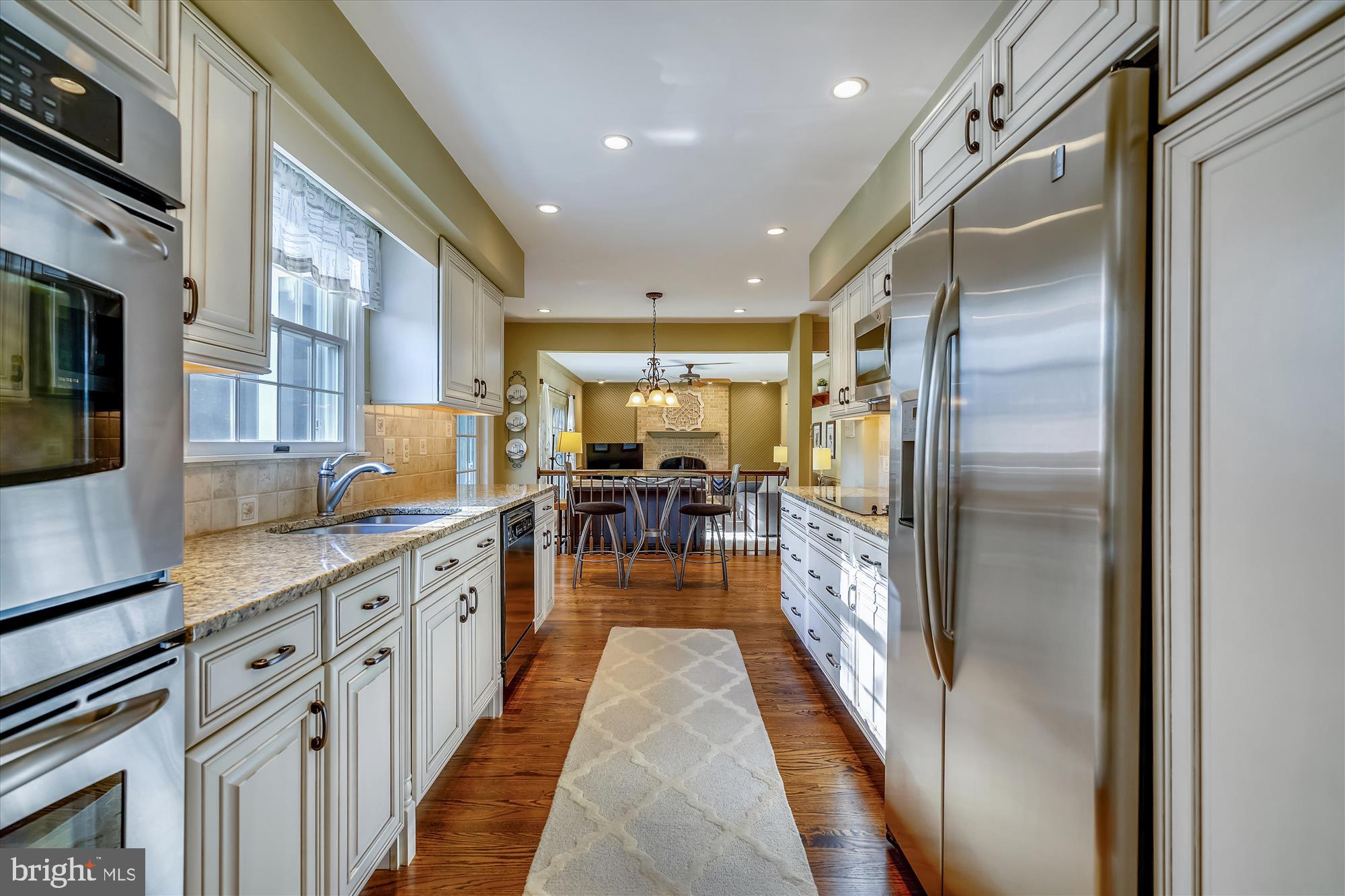 VILLAGE OF LONG REACH - Residential