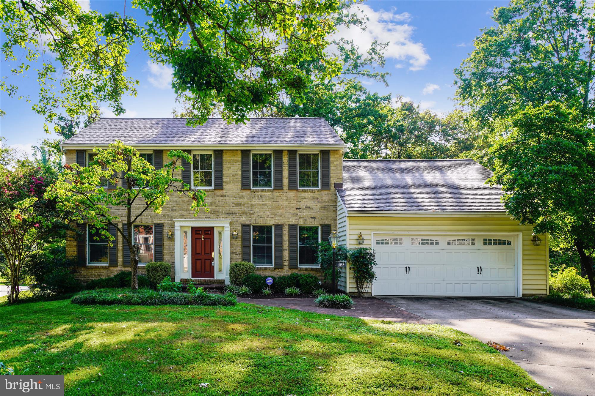 VILLAGE OF LONG REACH - Residential