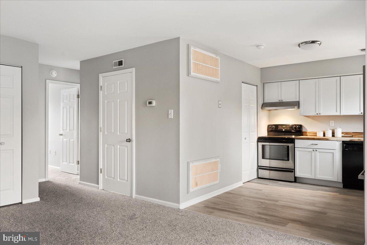 HICKORY RIDGE - Residential