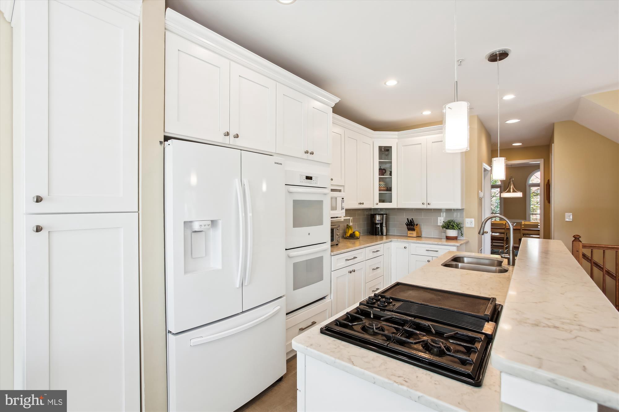 ROSE HILL FALLS - Residential