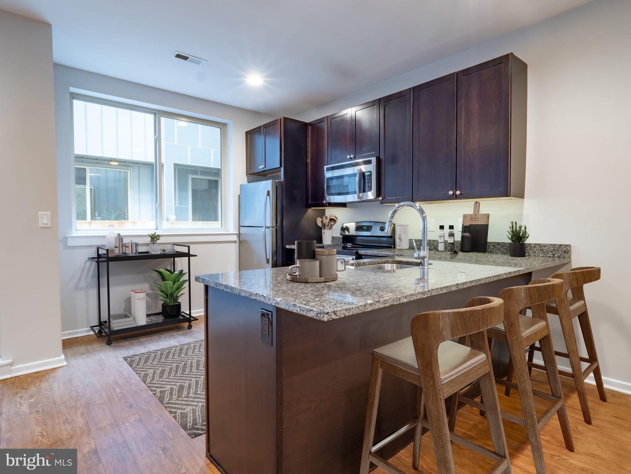 SPRING ARTS - Residential Lease