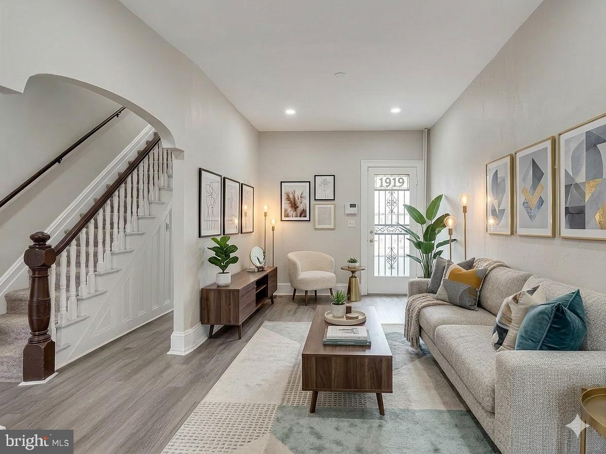 POINT BREEZE - Residential