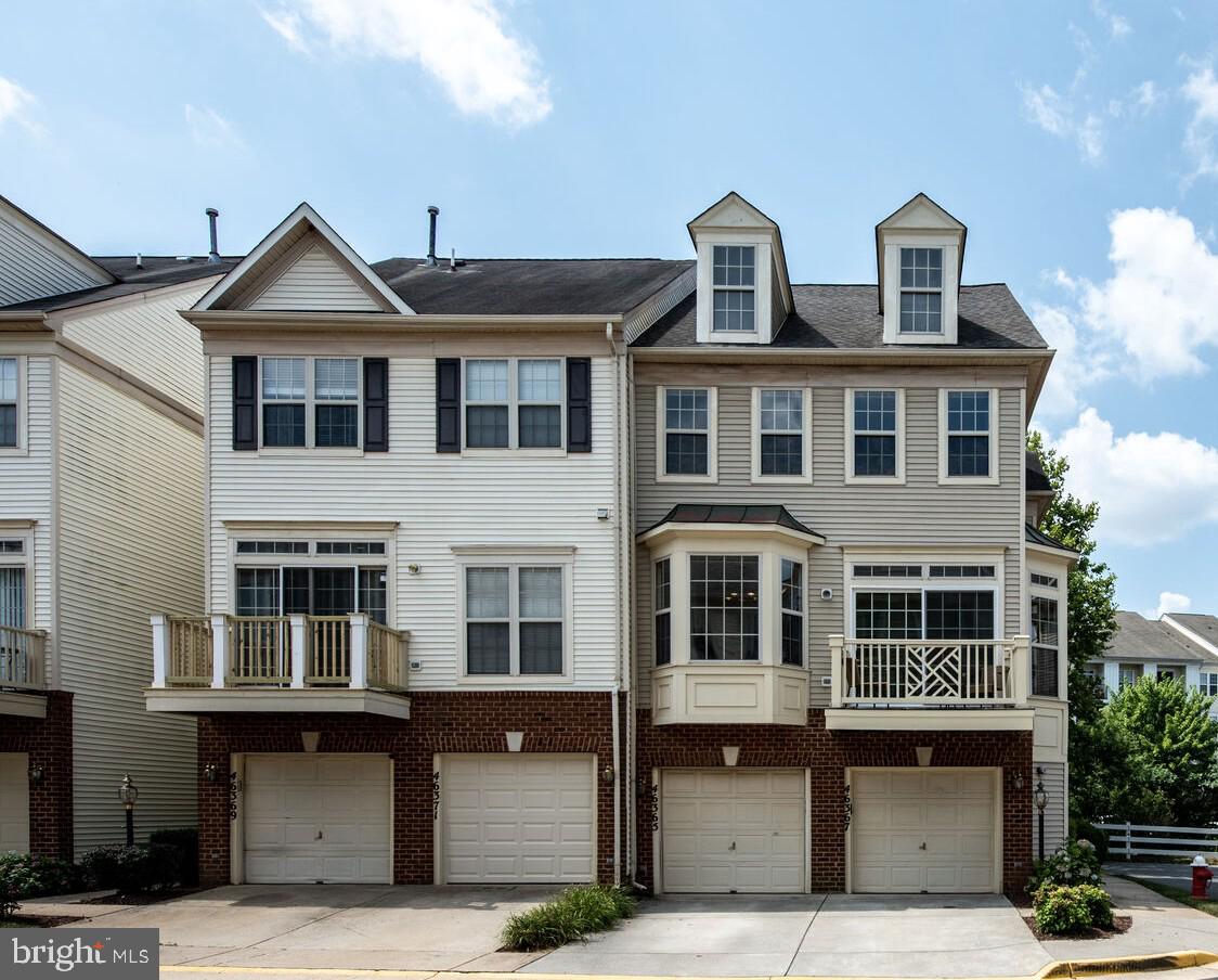 46367 PRYOR SQUARE 84