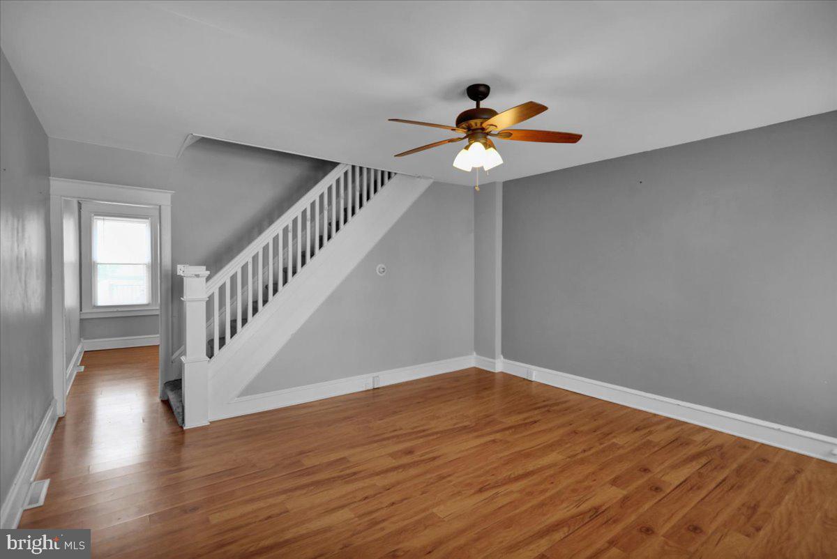 136 W POPLAR STREET