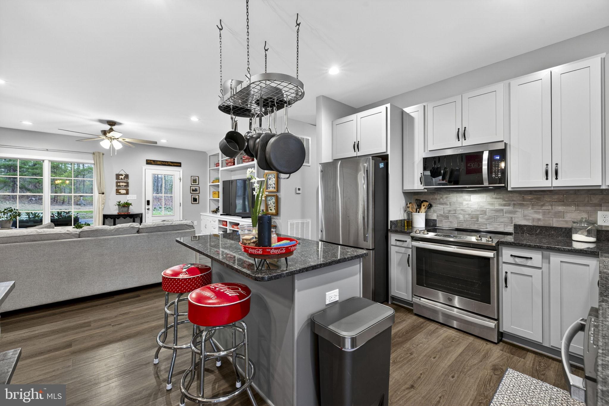 RIVER RIDGE ON THE SHENANDOAH - Residential