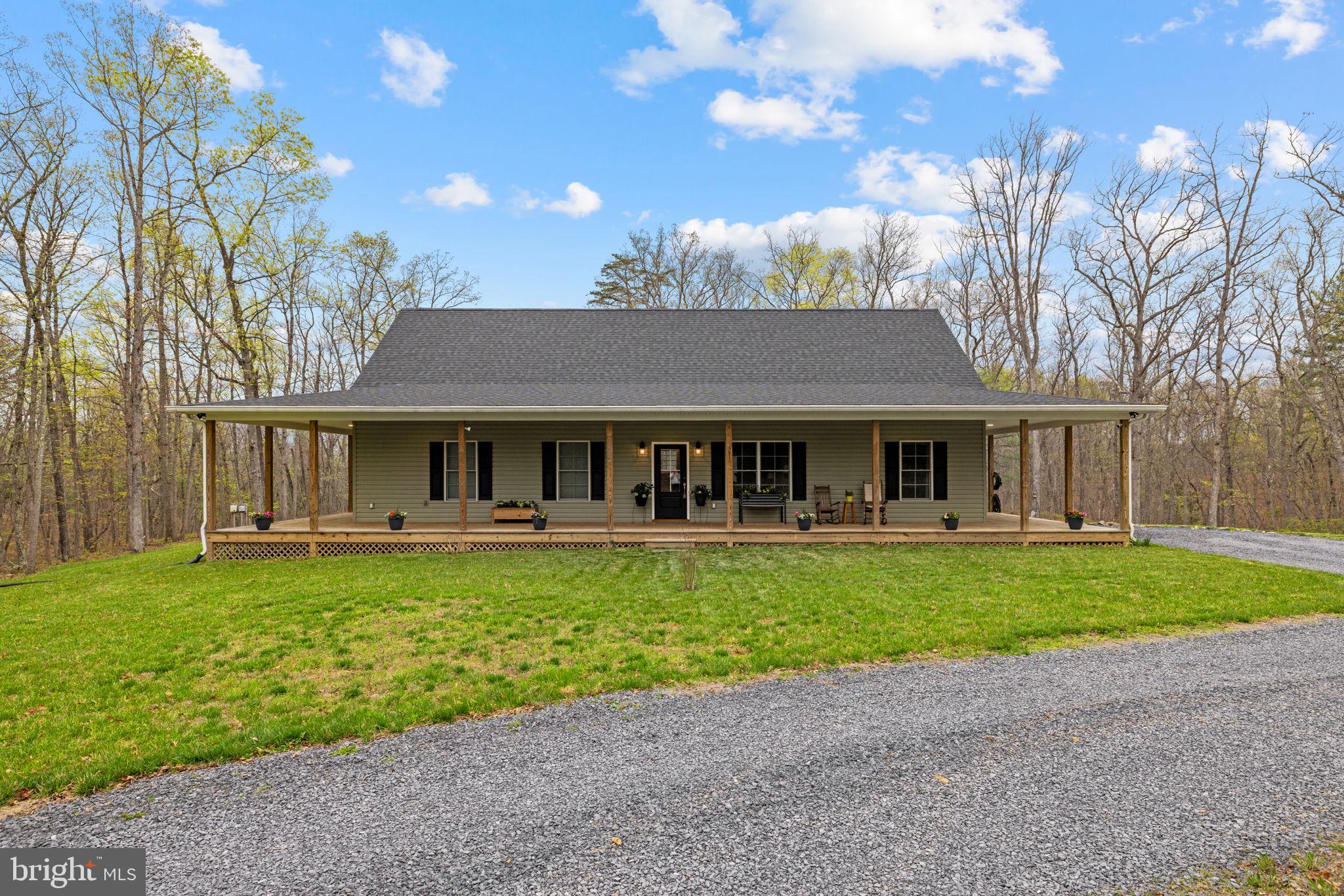 RIVER RIDGE ON THE SHENANDOAH - Residential