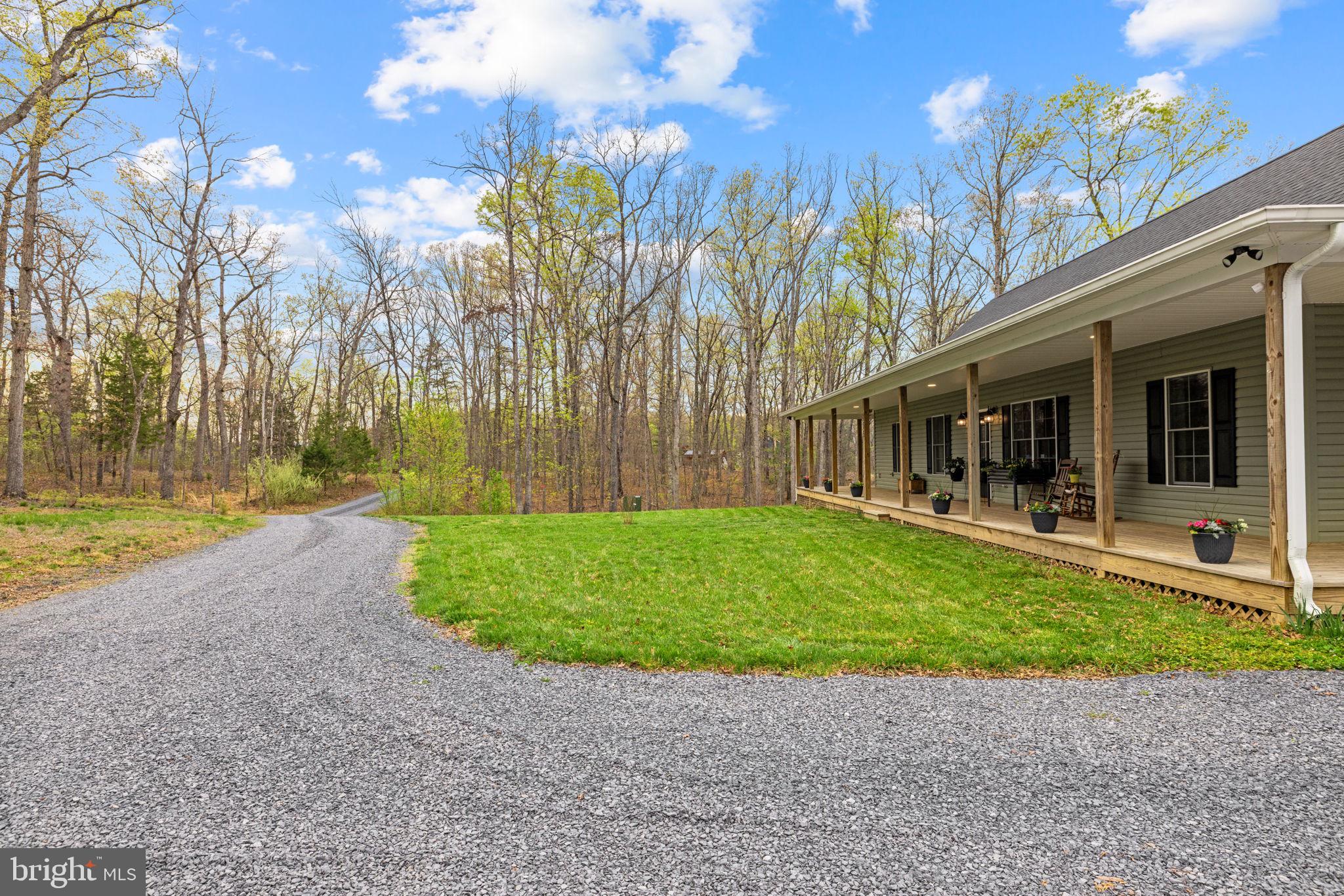 RIVER RIDGE ON THE SHENANDOAH - Residential