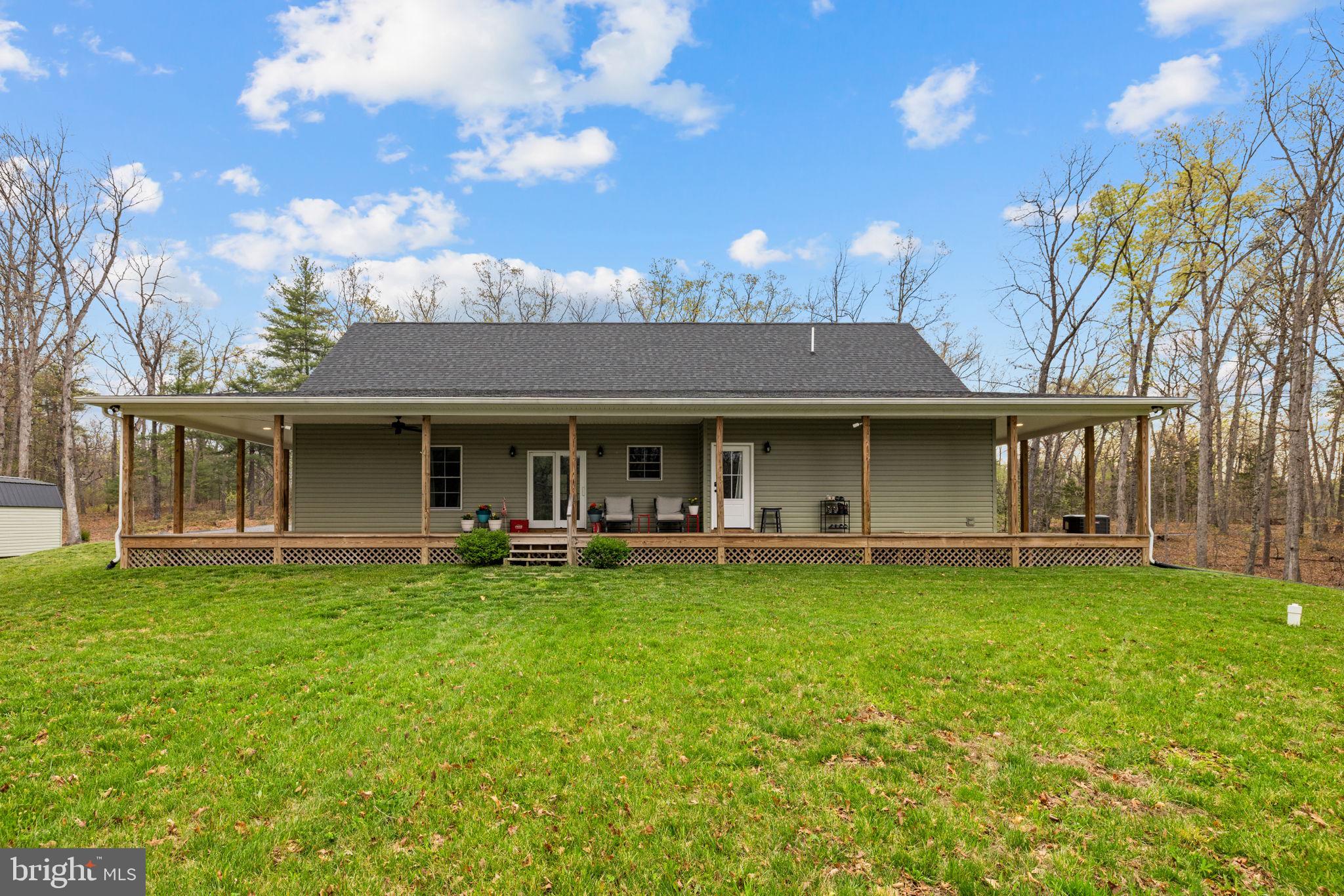 RIVER RIDGE ON THE SHENANDOAH - Residential