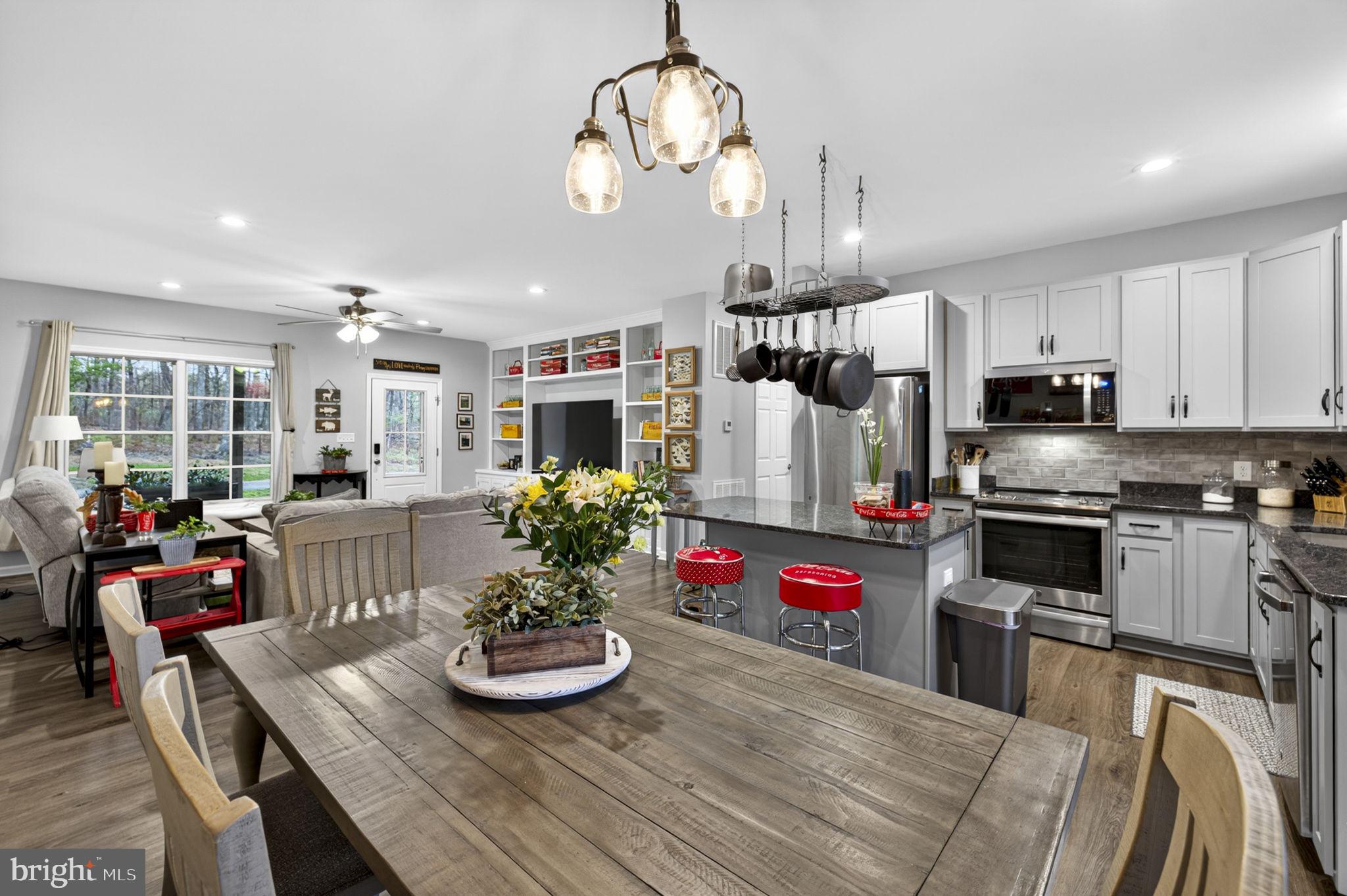 RIVER RIDGE ON THE SHENANDOAH - Residential