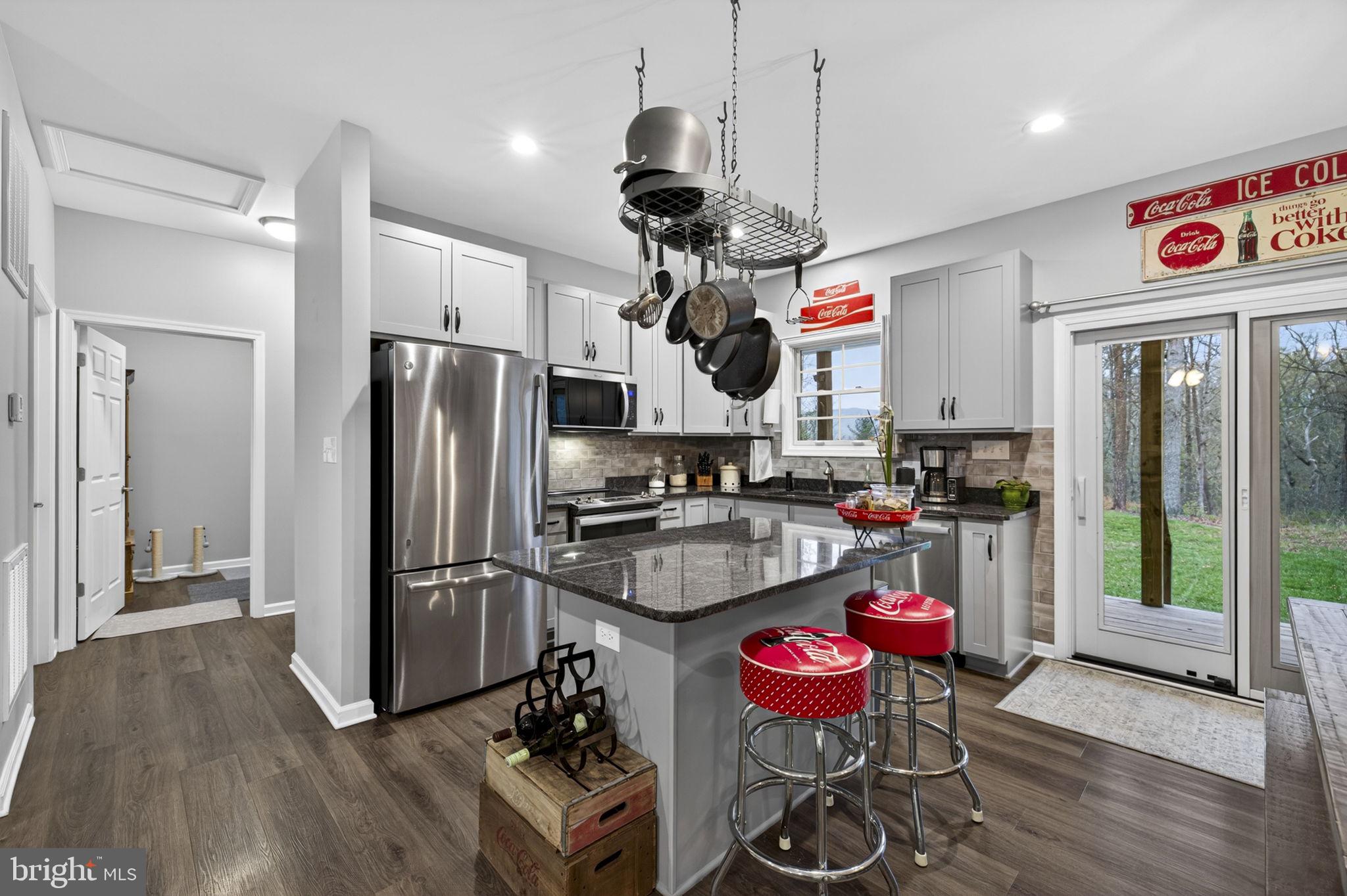 RIVER RIDGE ON THE SHENANDOAH - Residential