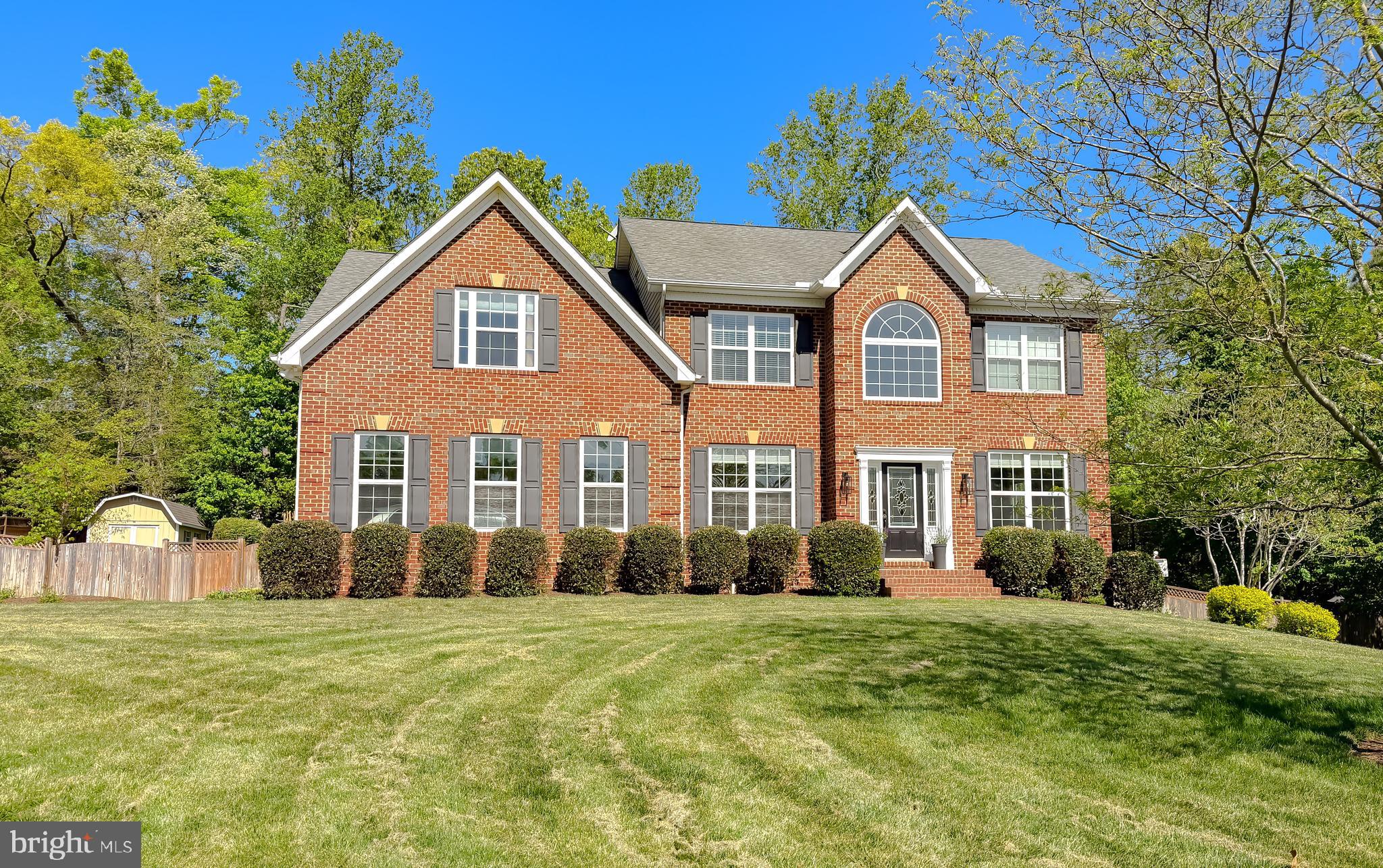 23017 HOLLOWAY COURT