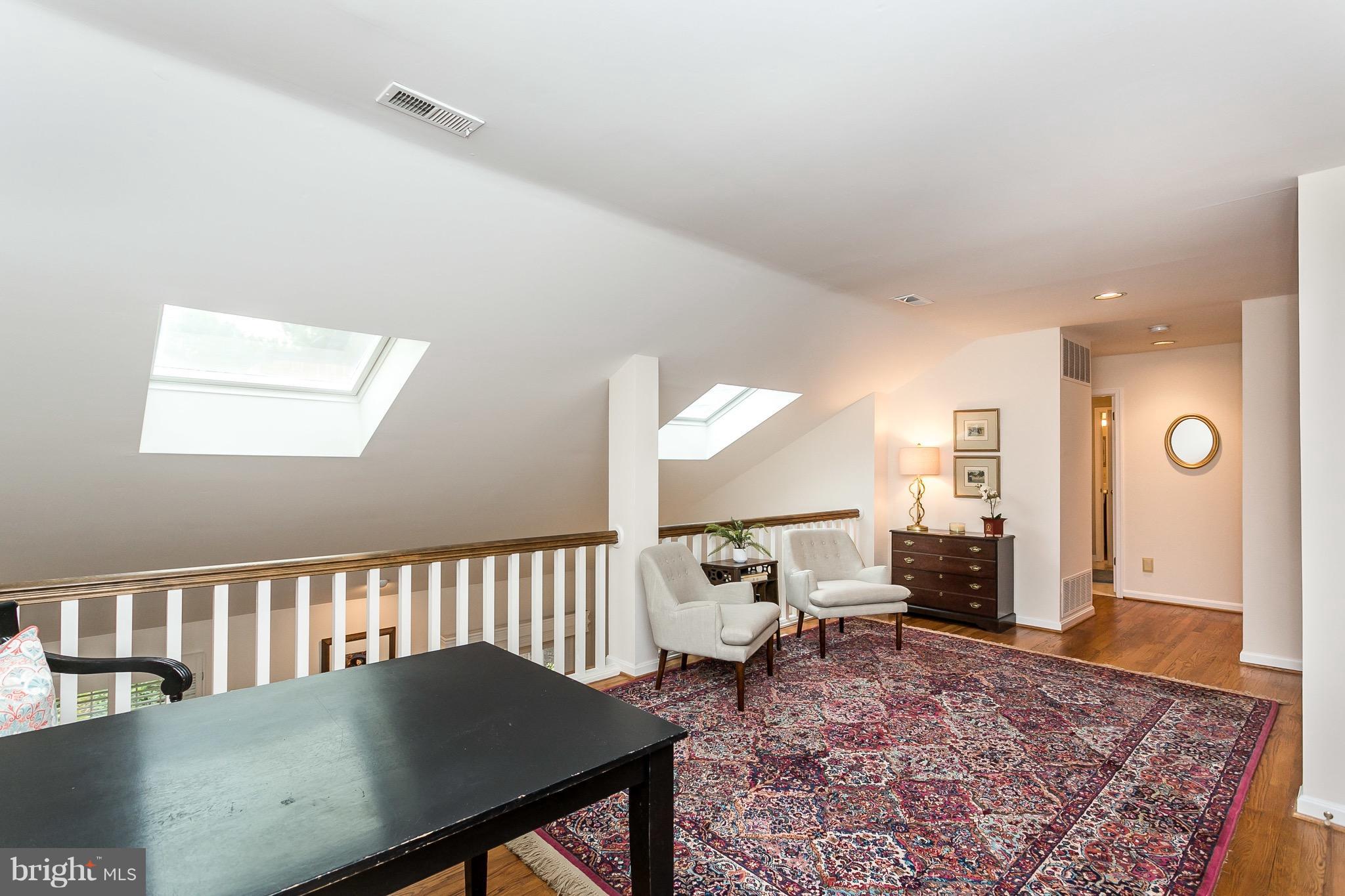 THE MEADOWS OF GREEN SPRING - Residential