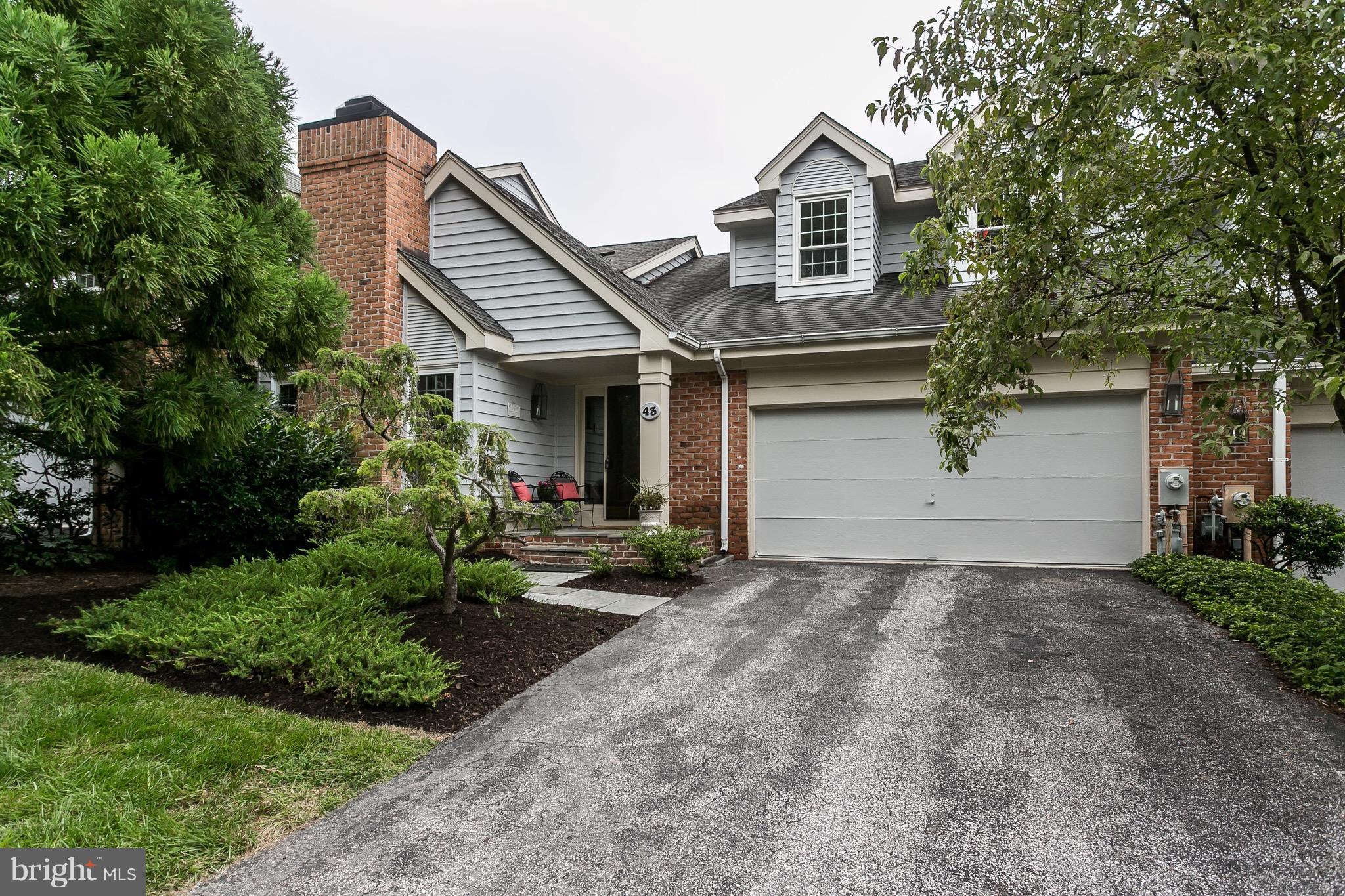 THE MEADOWS OF GREEN SPRING - Residential