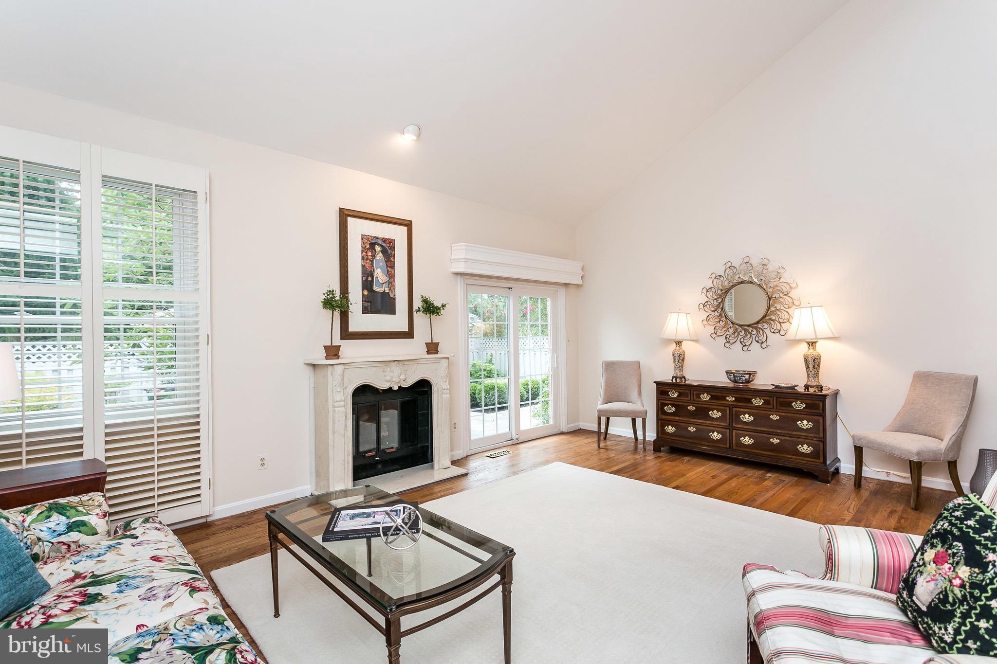 THE MEADOWS OF GREEN SPRING - Residential