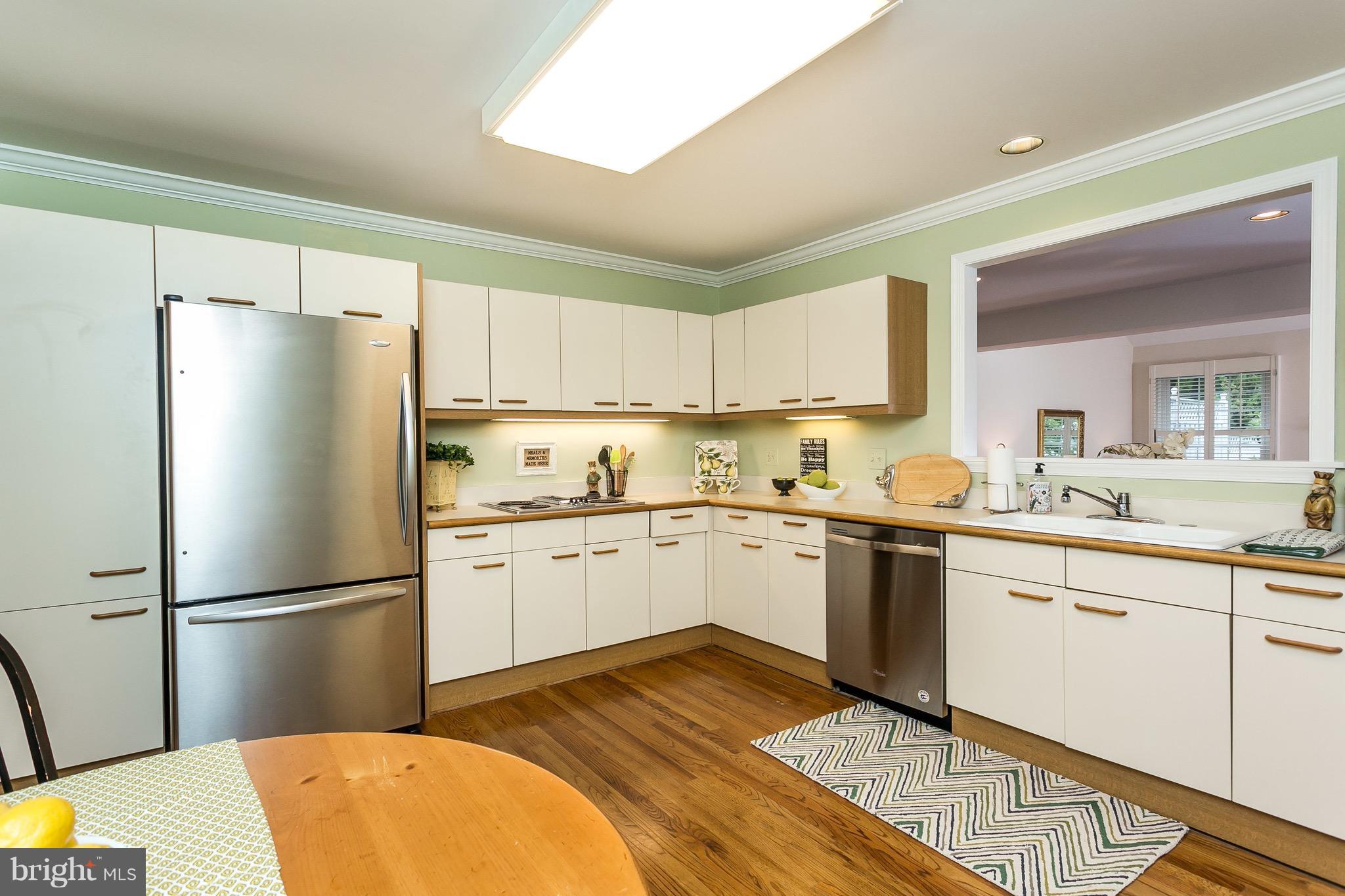 THE MEADOWS OF GREEN SPRING - Residential