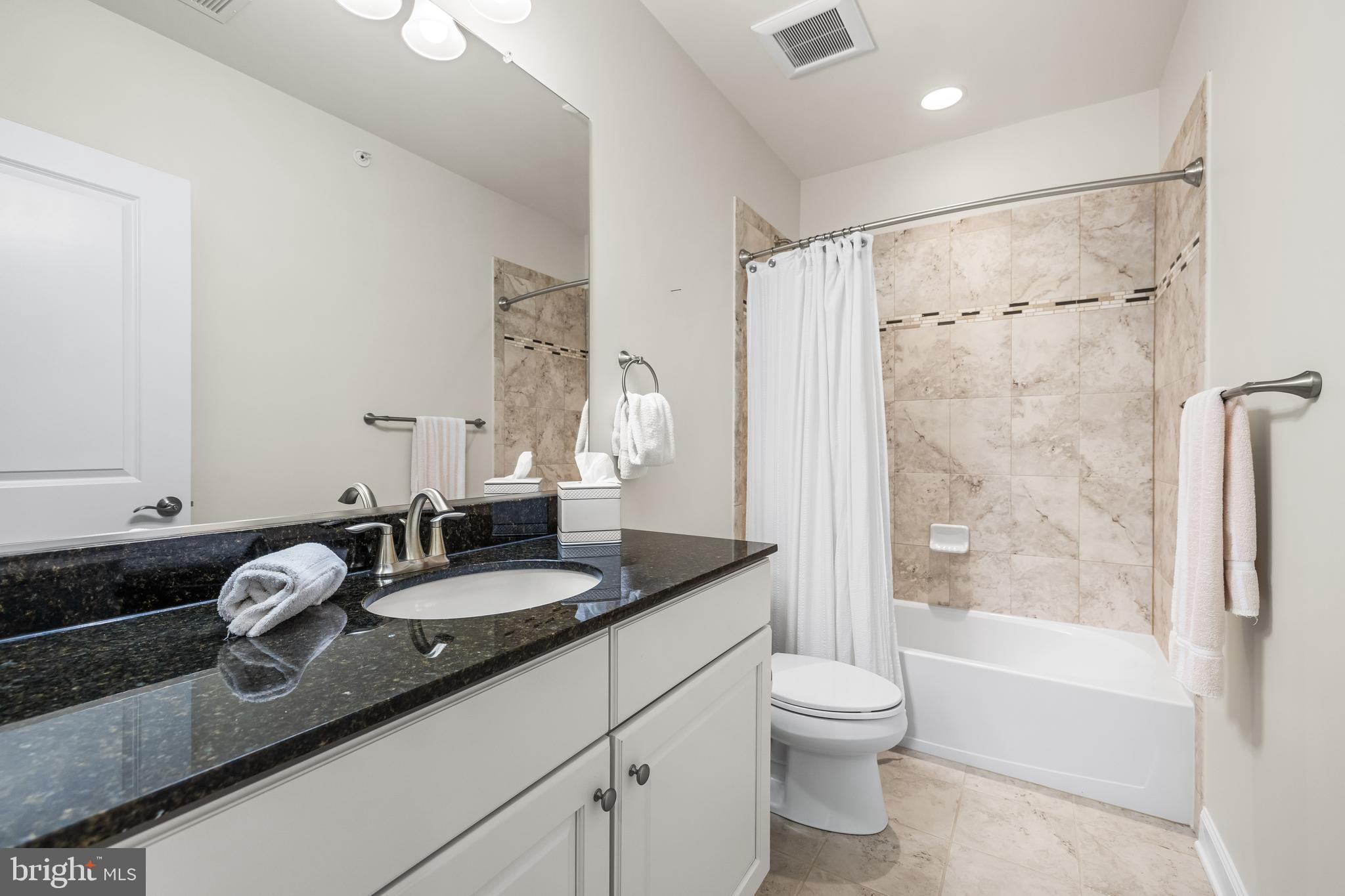 ROCKLAND RIDGE - Residential