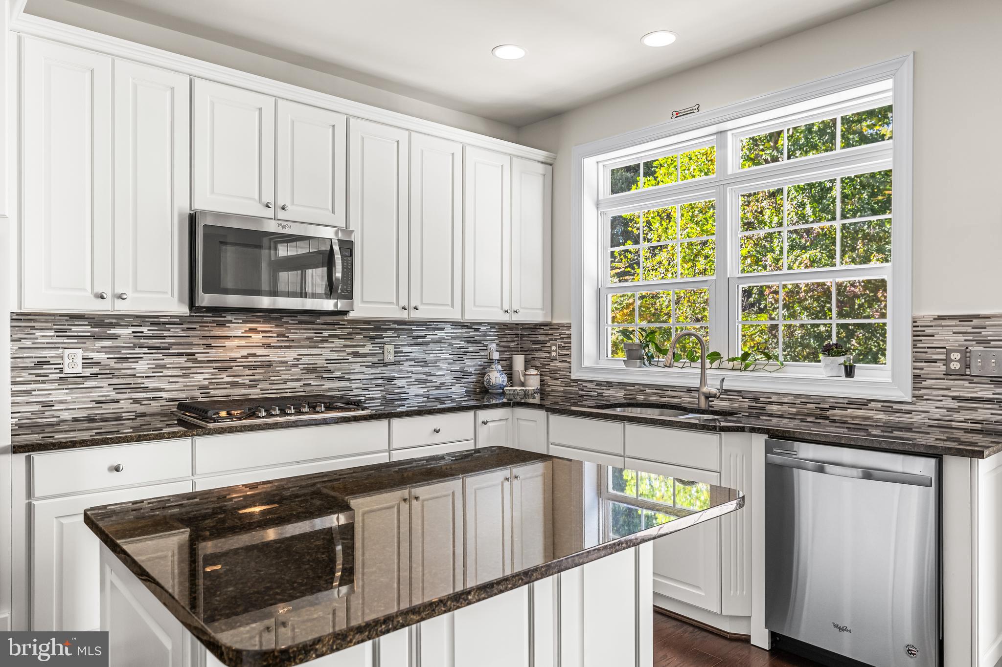 ROCKLAND RIDGE - Residential