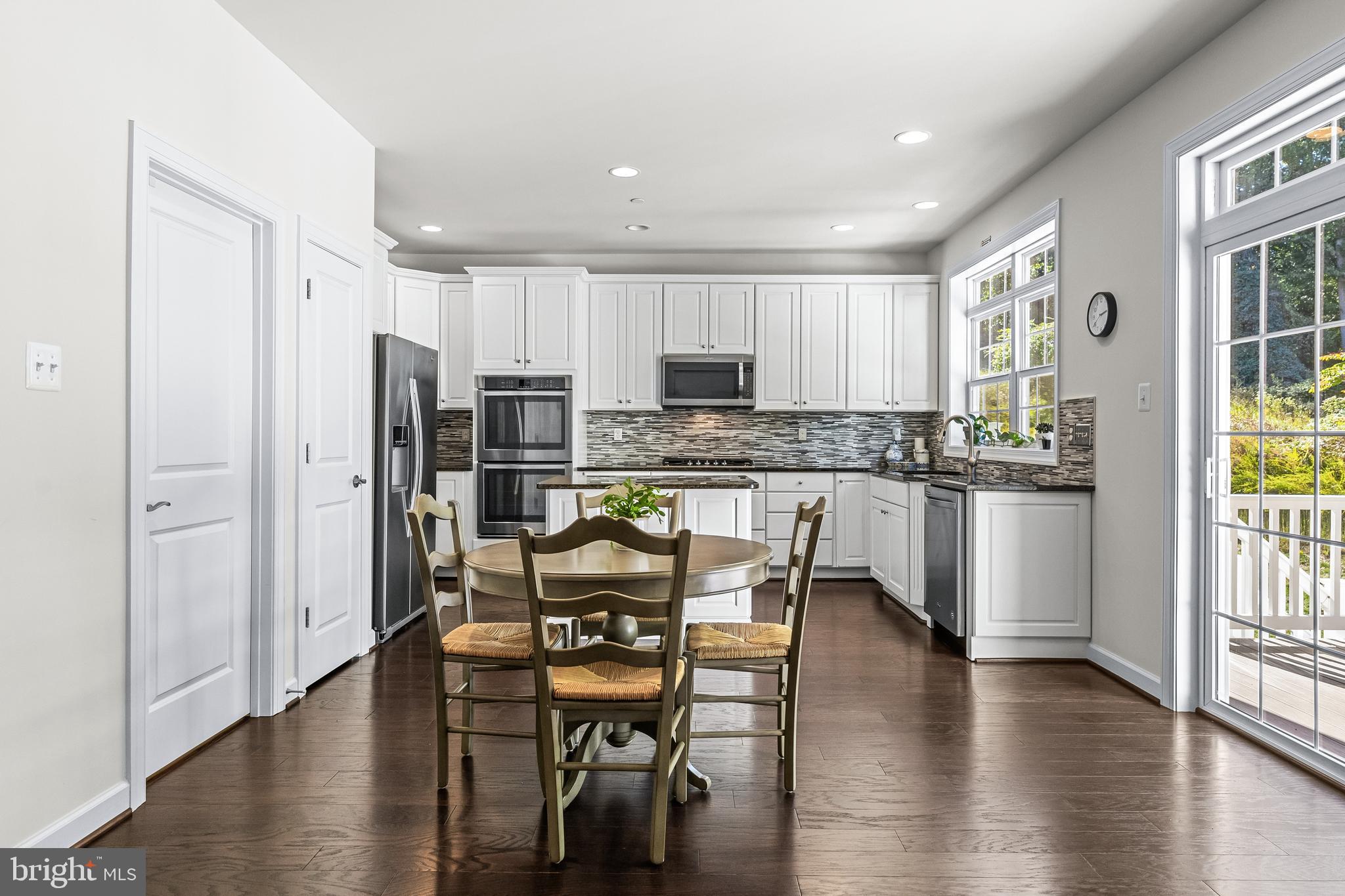 ROCKLAND RIDGE - Residential