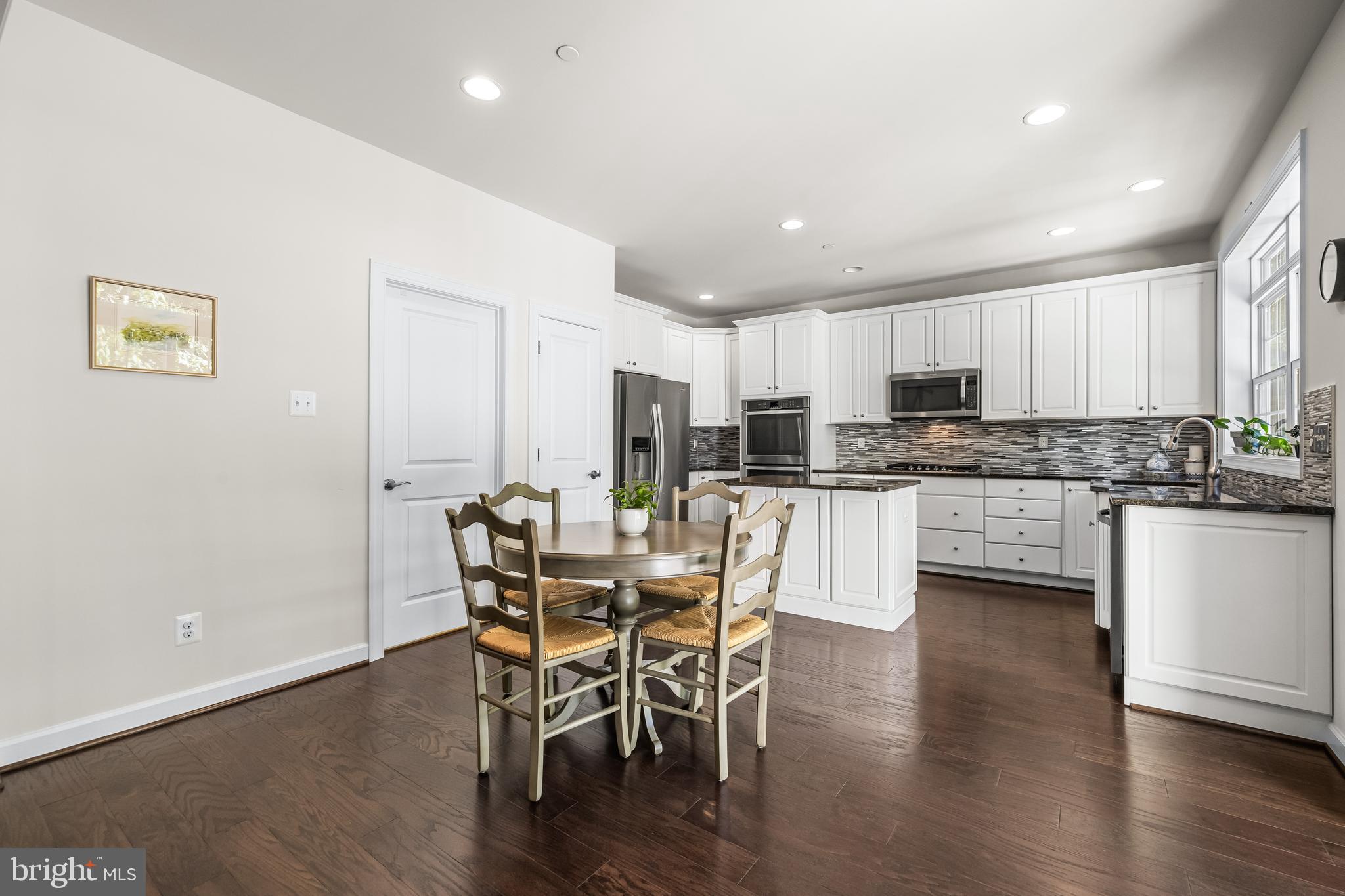 ROCKLAND RIDGE - Residential